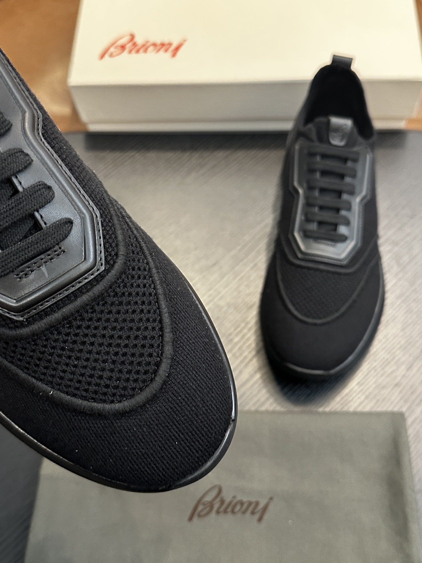 Кроссовки мужские в стиле Brioni чёрного цвета