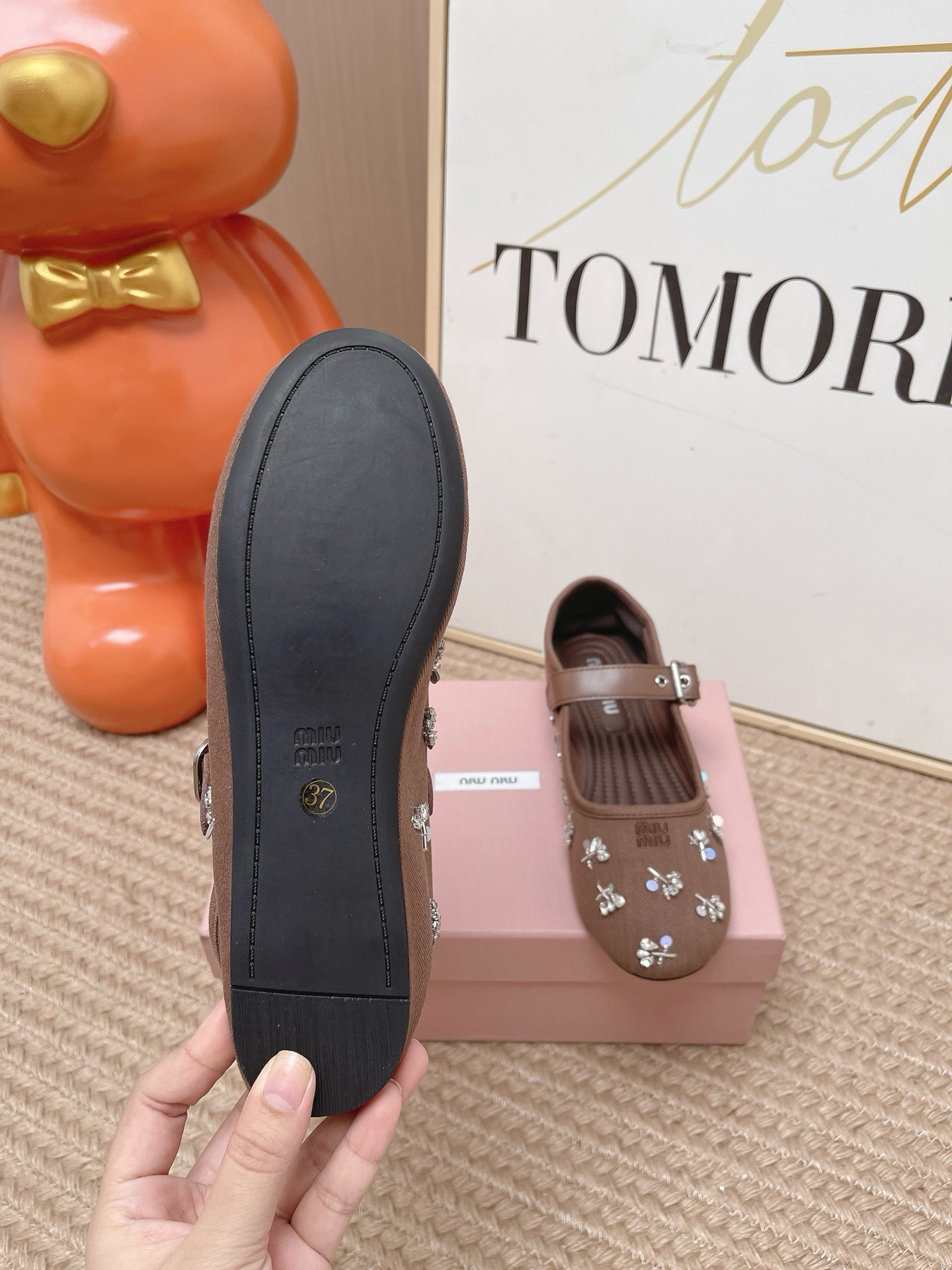 Балетки женские Miu Miu Mary Jane коричневого цвета