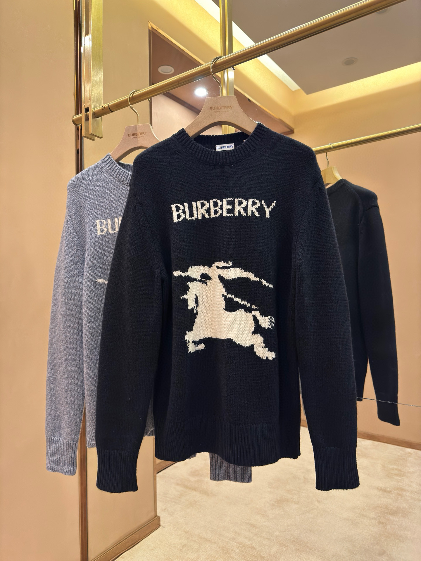 Свитер унисекс в стиле Burberry с жаккардовым логотипом EKD чёрного цвета