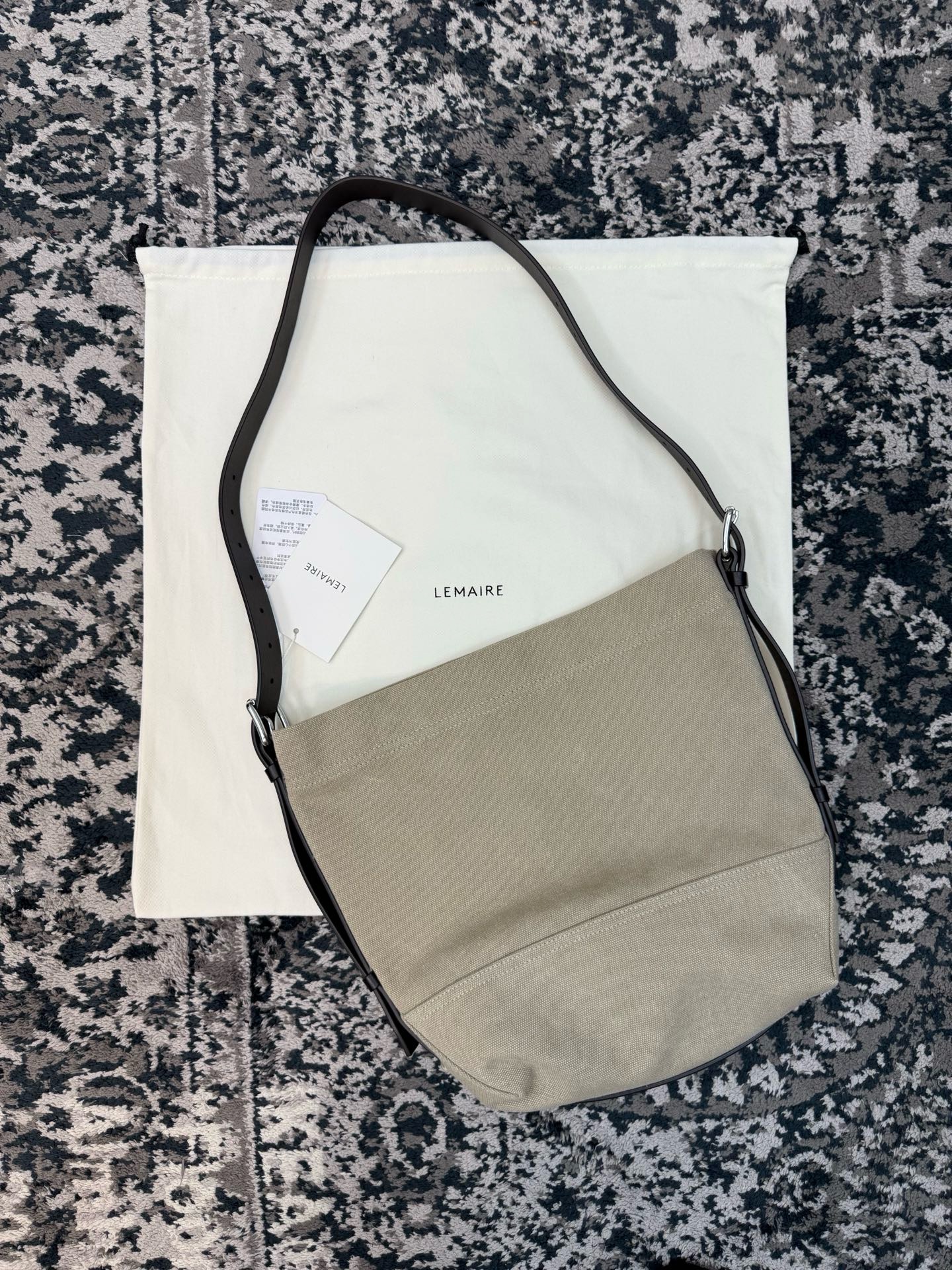 Сумка женская в стиле Lemaire Small Tote серо-бежевого цвета 