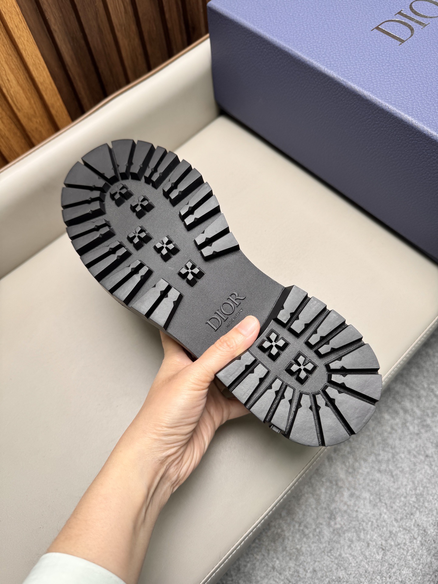 Туфли мужские в стиле Dior Explorer черного цвета