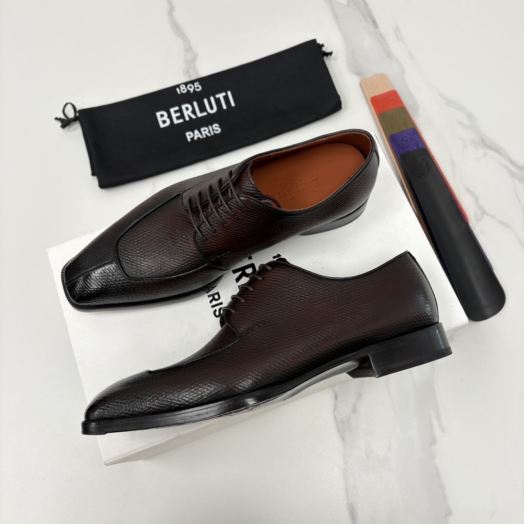 Туфли мужские Berluti классические оксфорды коричневого цвета