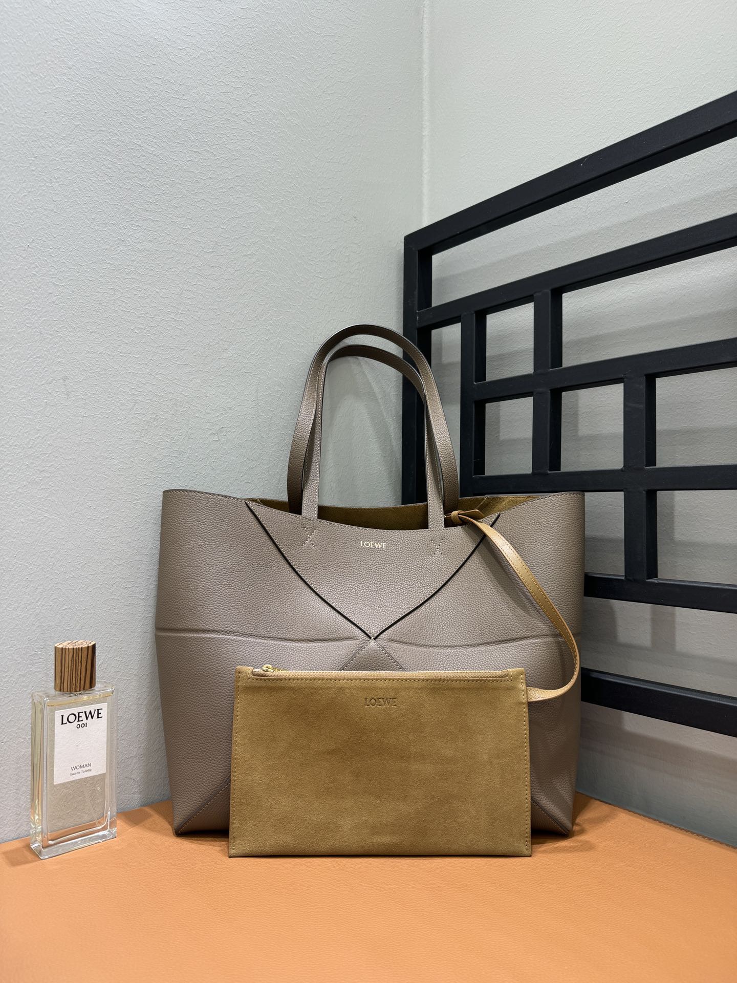 Сумка женская в стиле Loewe Puzzle Fold тауп (бежево-коричневого) цвета