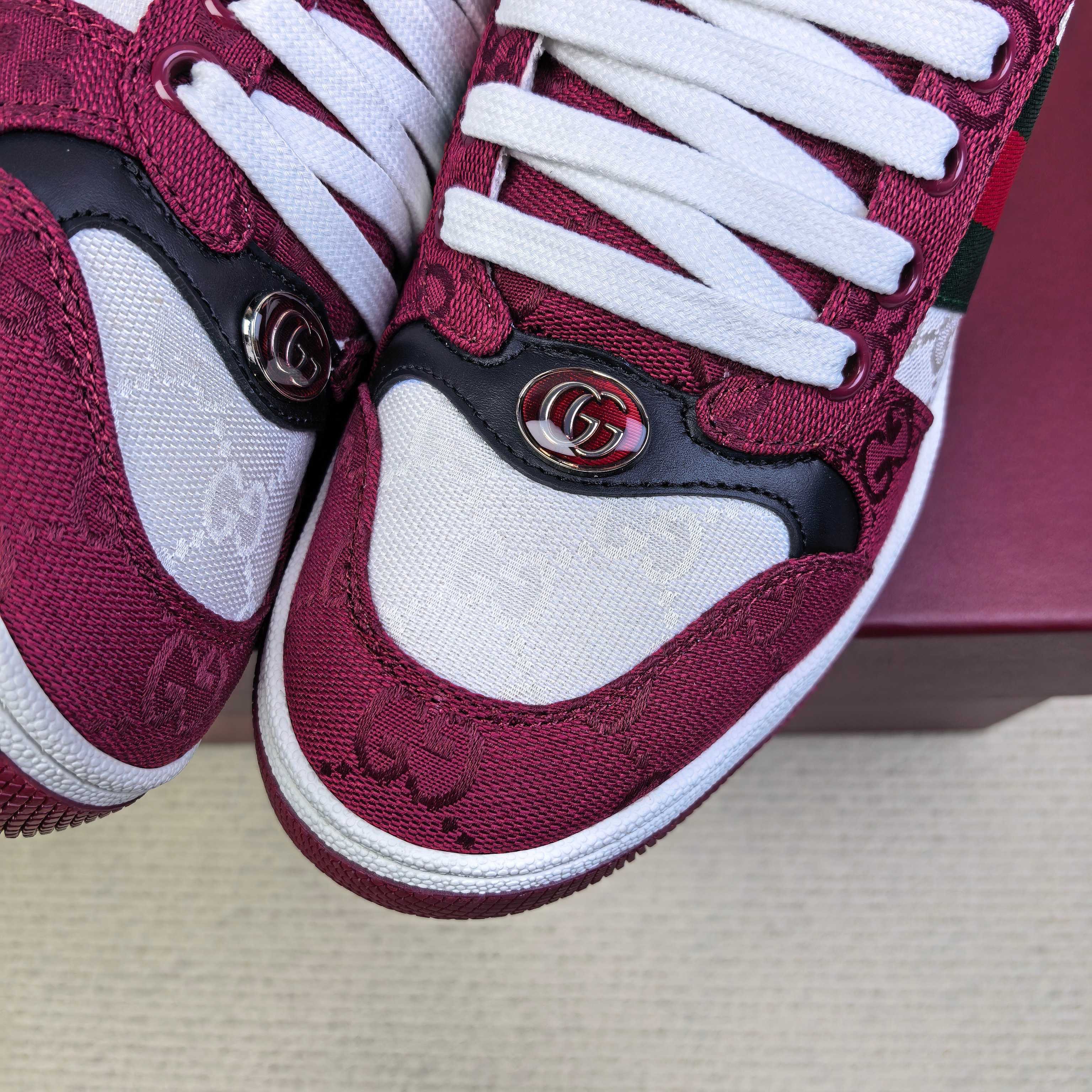 Кроссовки унисекс в стиле Gucci комбинированного цвета