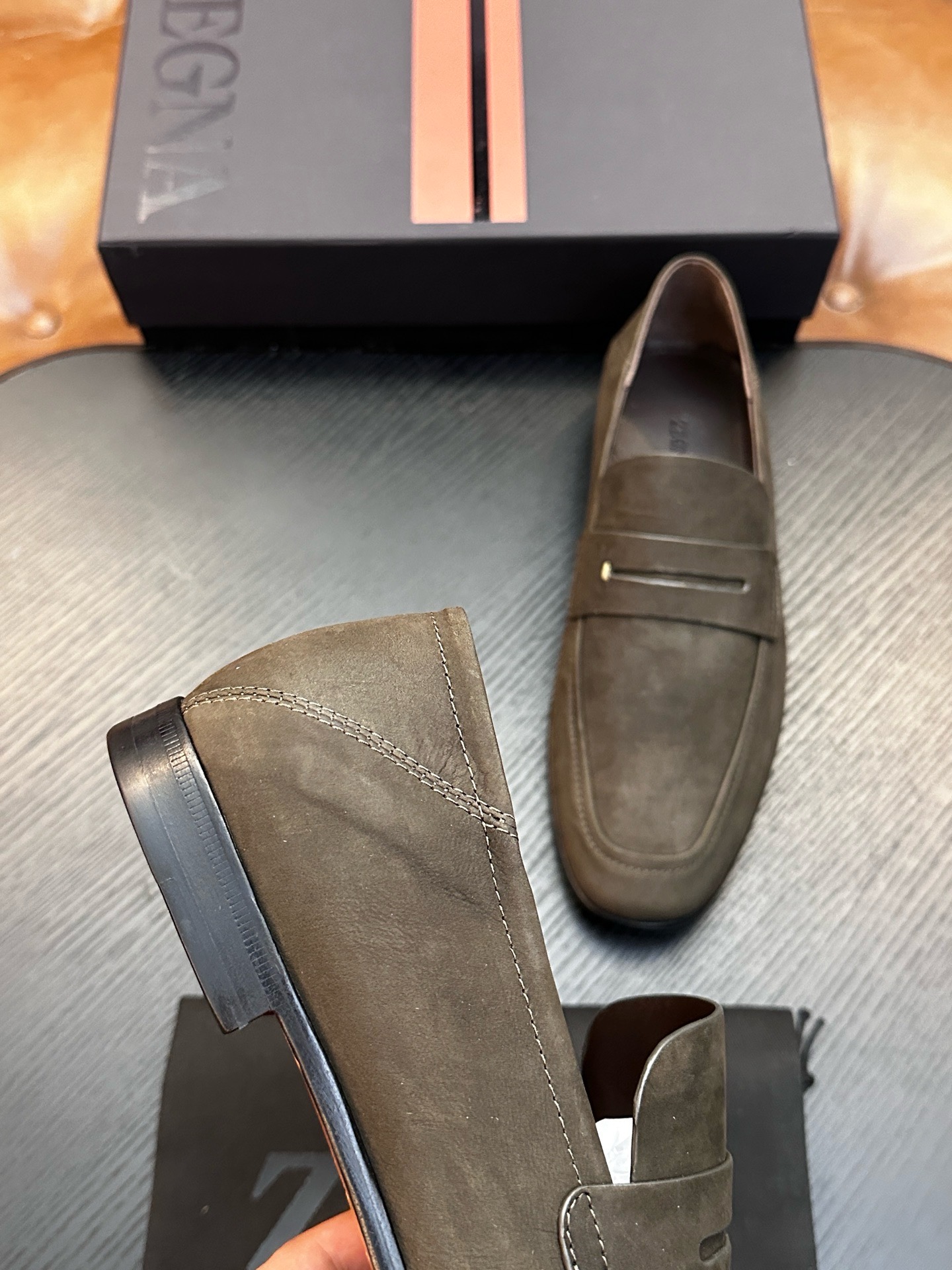 Лоферы мужские Zegna оливкового цвета