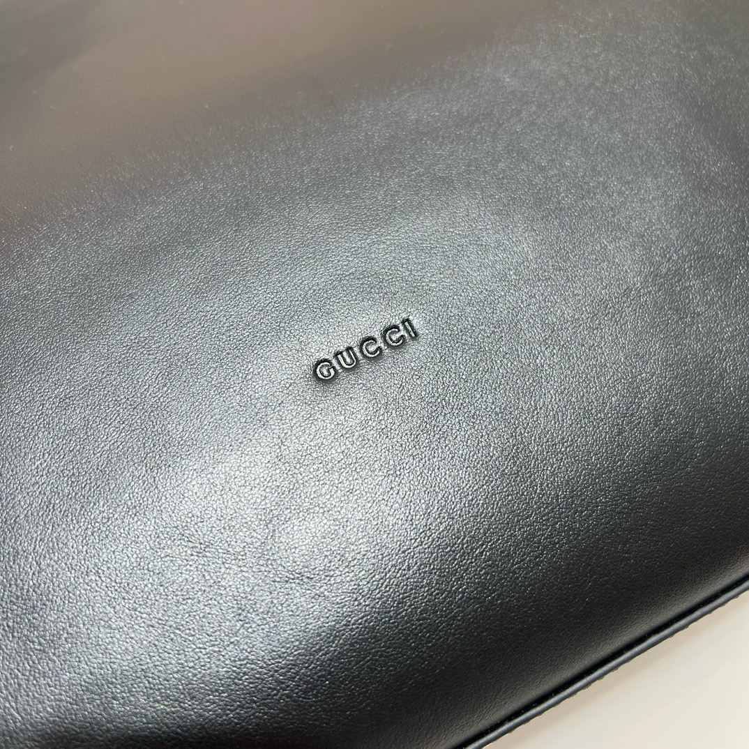 Сумка женская в стиле Gucci Beatrix из натуральной кожи чёрного цвета с бамбуковой ручкой