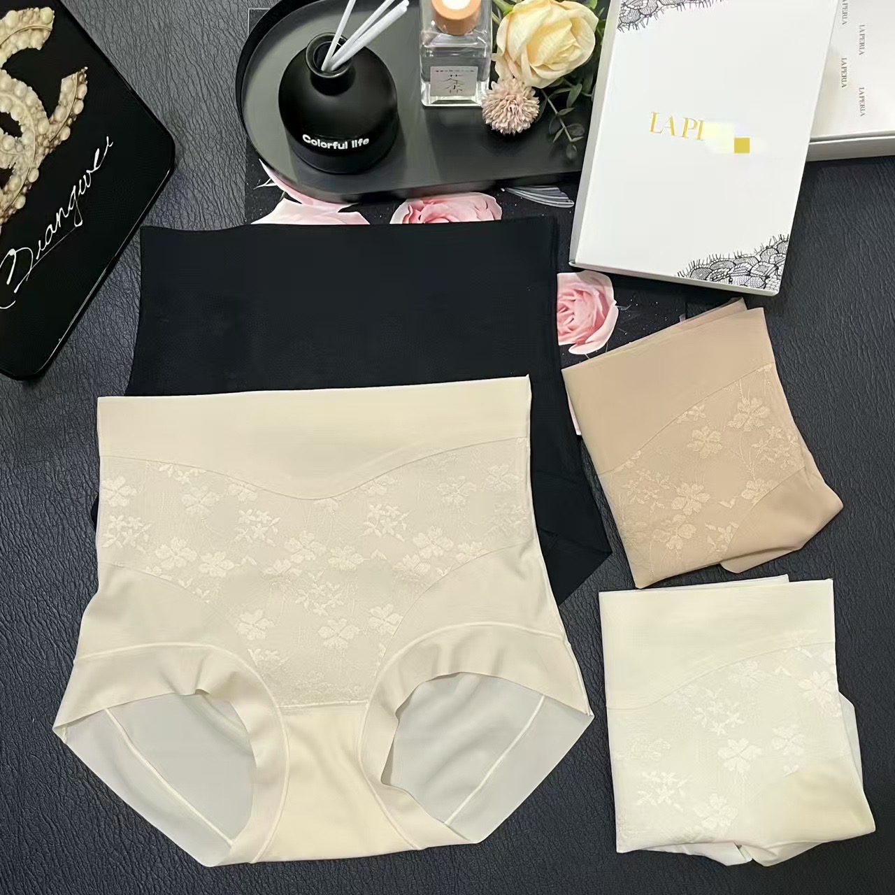 Трусы женские в стиле La Perla корректирующие комплект из 2 шт