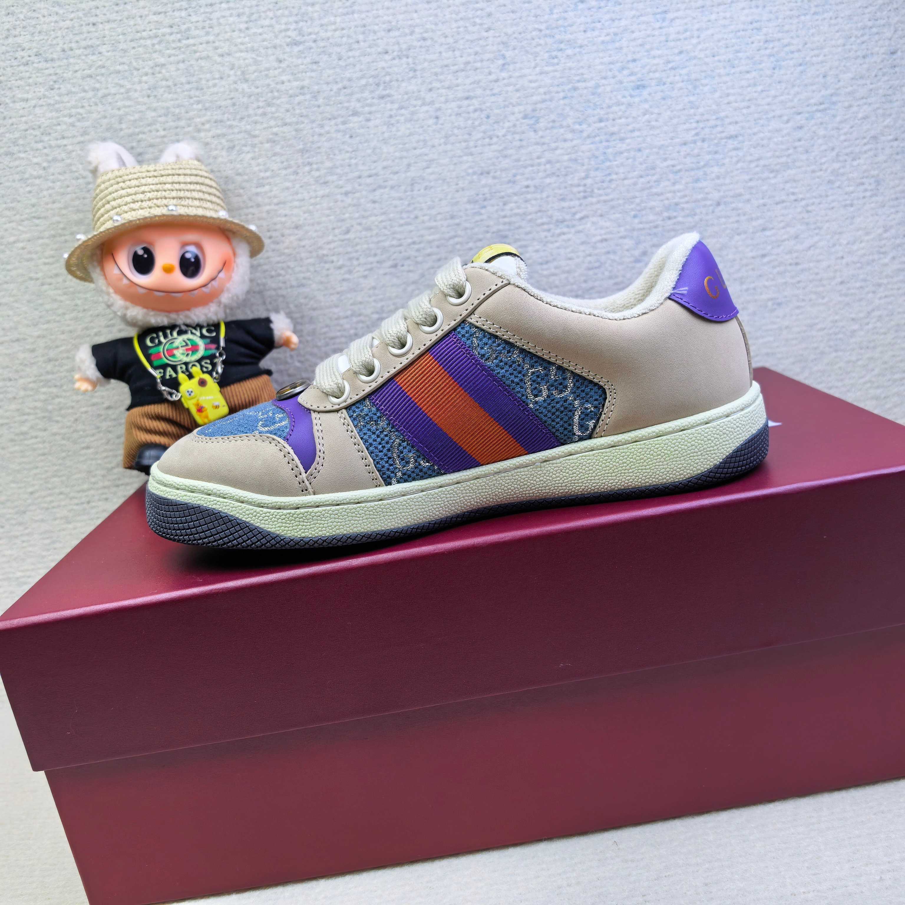 Кроссовки унисекс в стиле Gucci комбинированного цвета с принтом