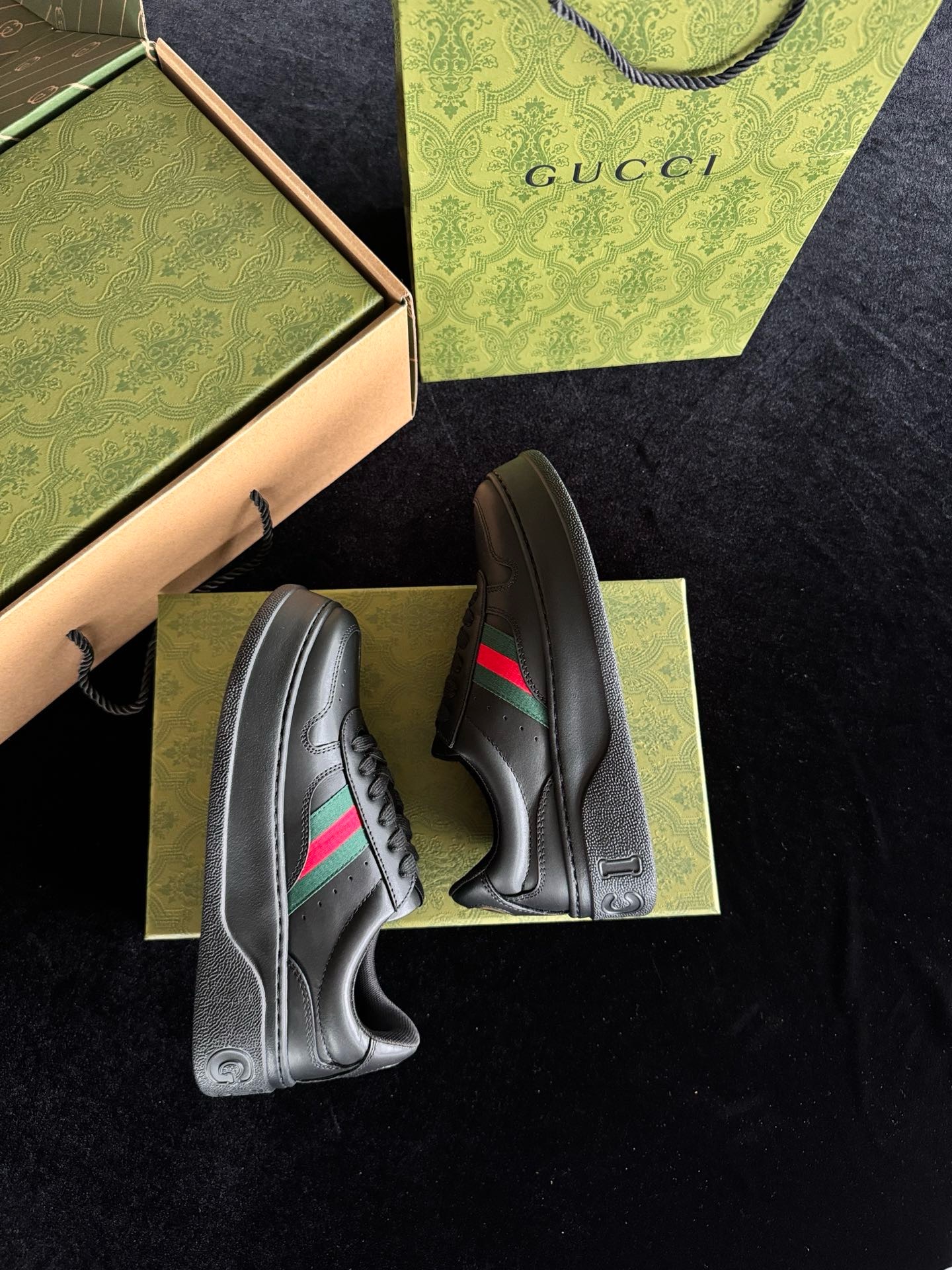 Кеды Gucci Ace чёрного цвета