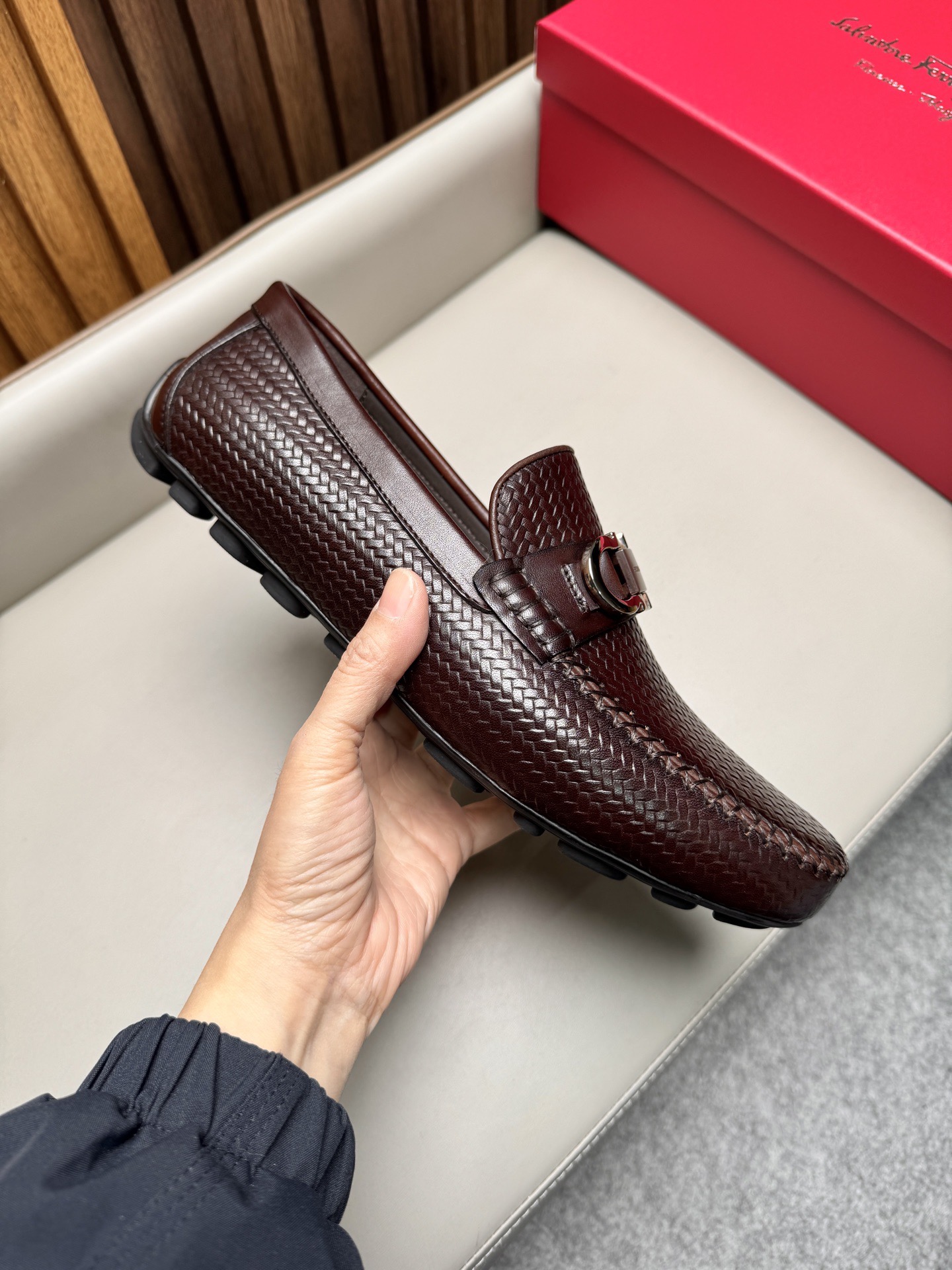 Лоферы мужские в стиле Ferragamo тёмно-коричневого цвета