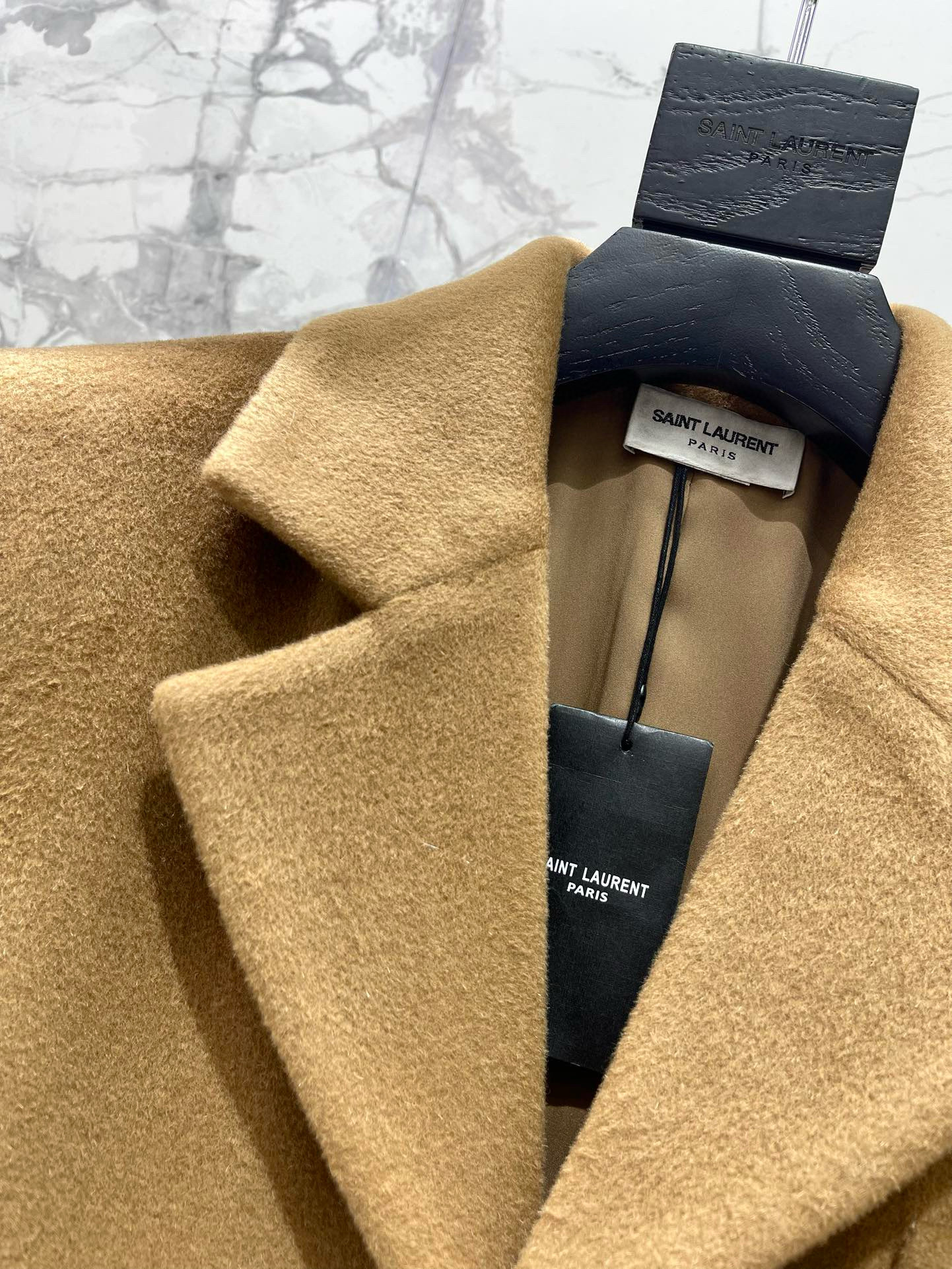 Пальто женское в стиле Saint Laurent из шерсти и кашемира в кофейно-бежевом цвете