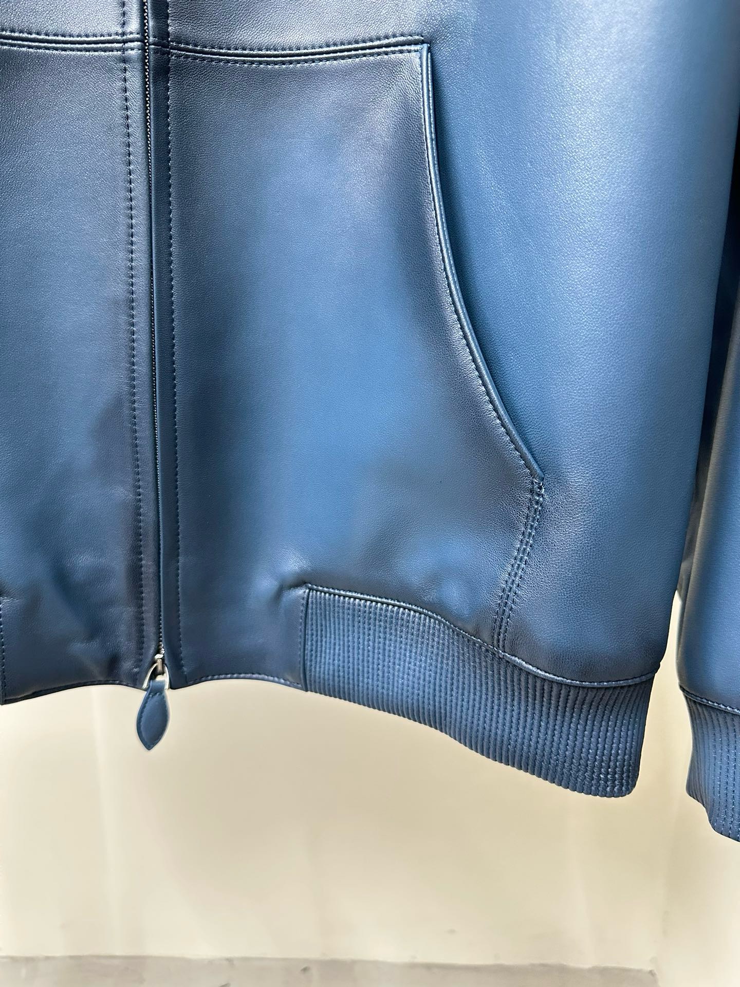 Куртка мужская Berluti синего цвета с капюшоном