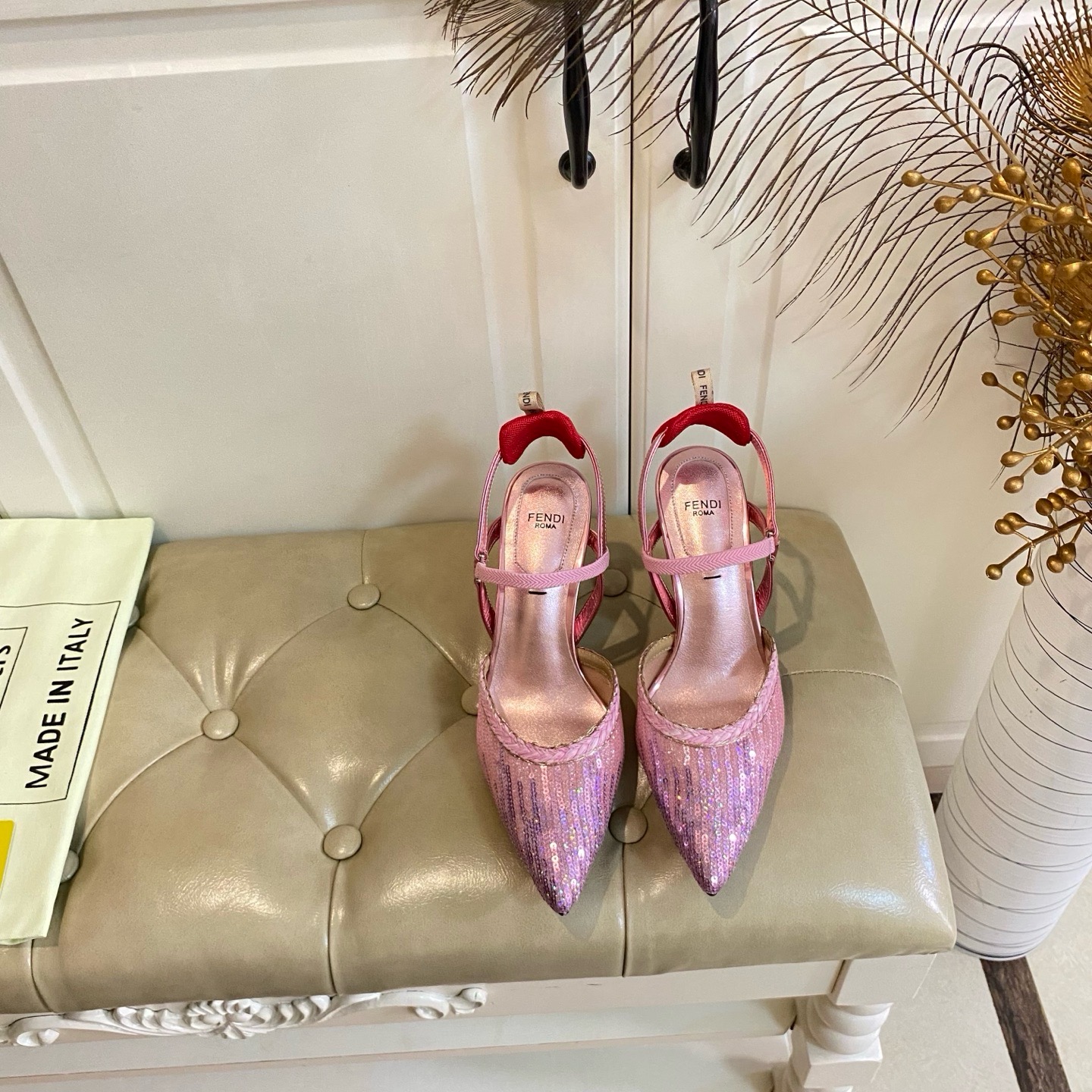 Туфли женские в стиле Fendi из сетки с пайетками и ремешком