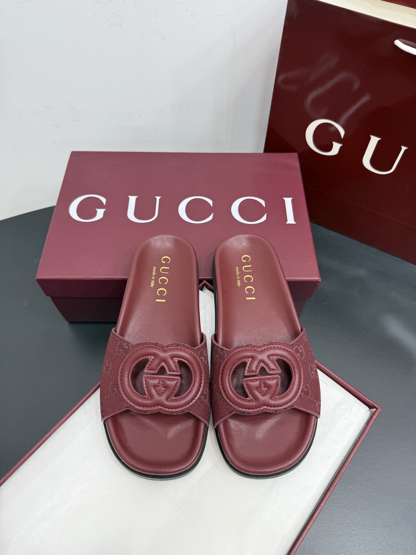 Мюли женские в стиле Gucci GG бордового цвета