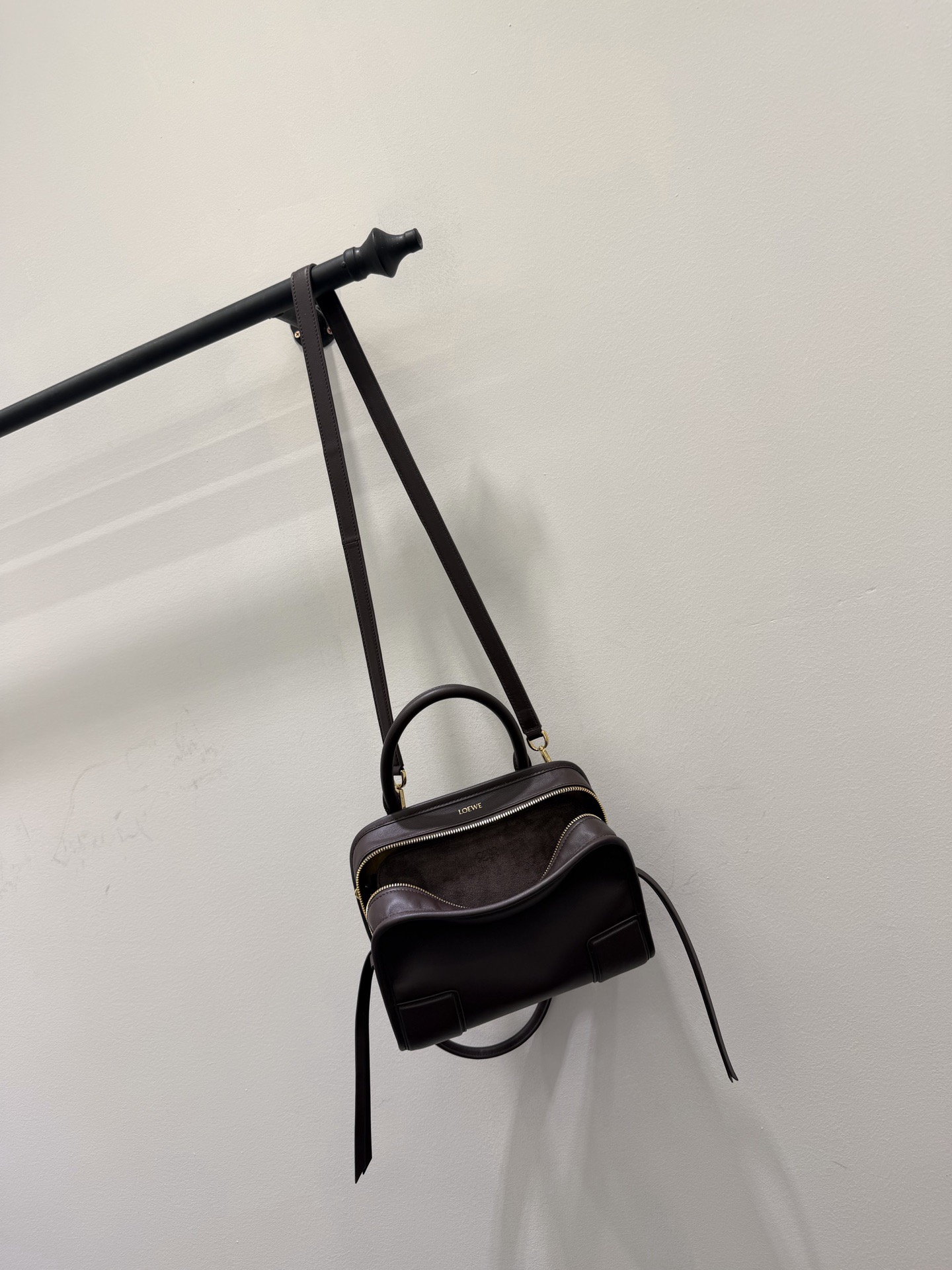 Сумка женская в стиле Loewe Amazona 180 тёмно-коричневого цвета