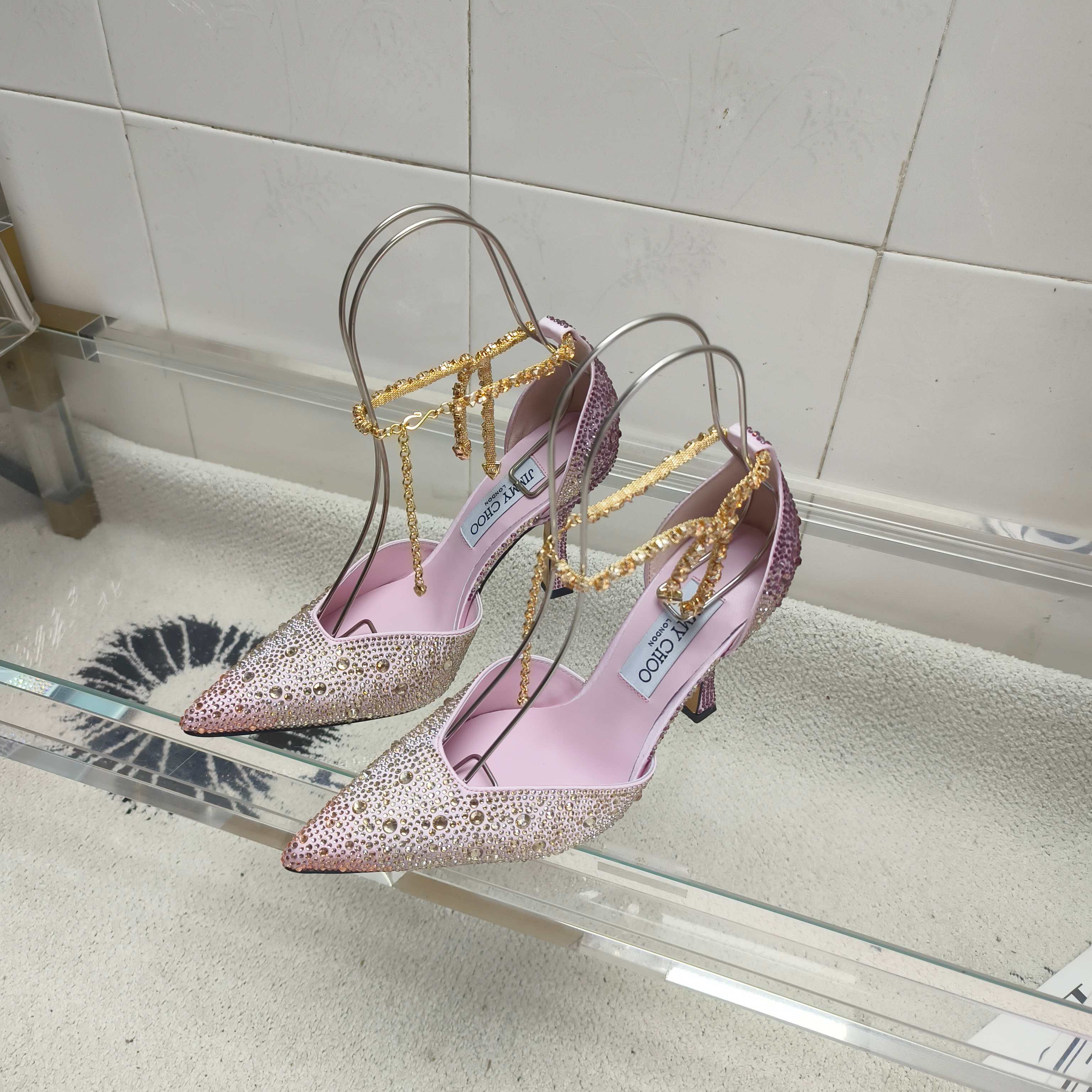 Туфли женские в стиле Jimmy Choo розового цвета