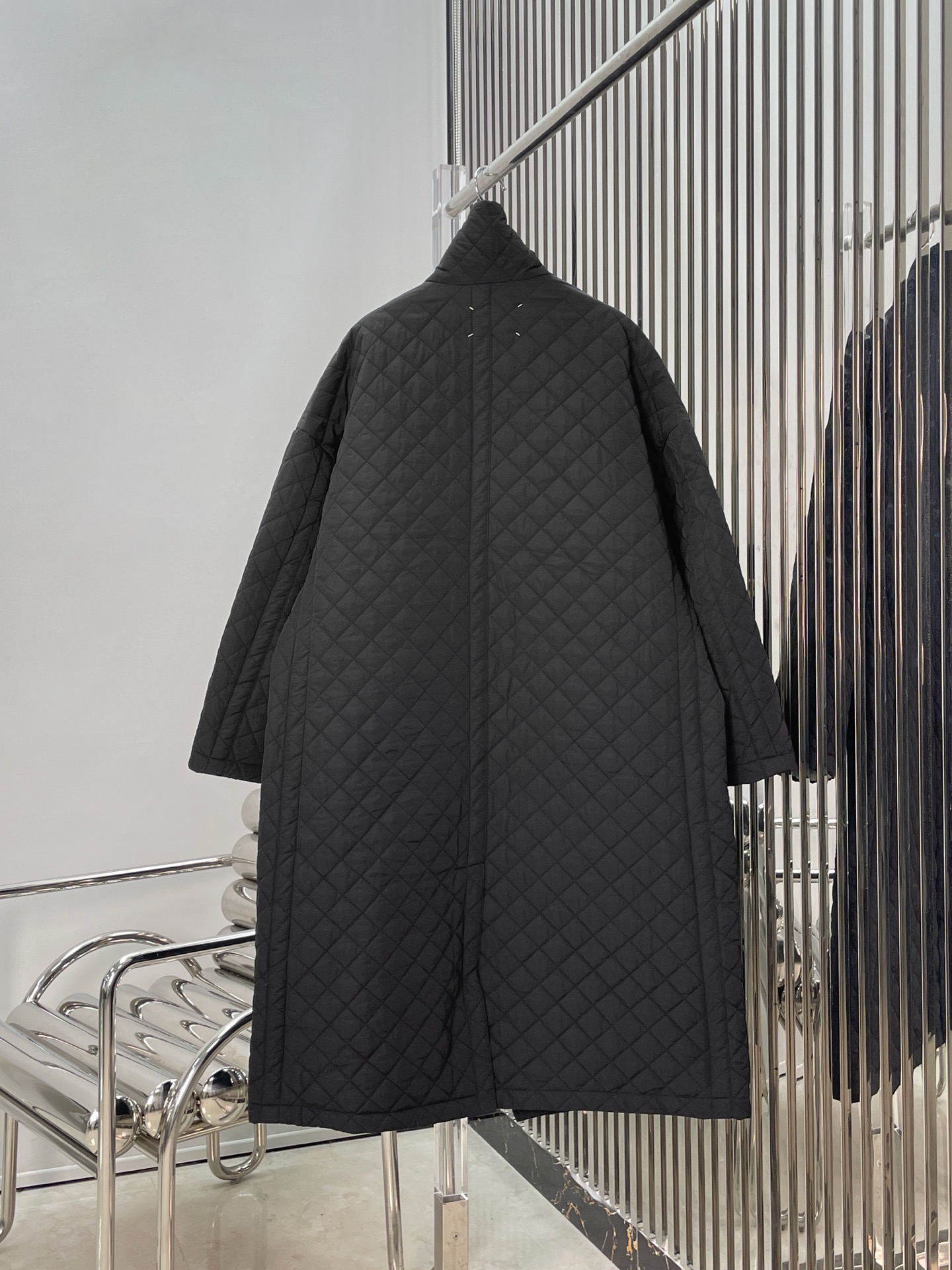 Пальто женское в стиле Max Mara чёрного цвета