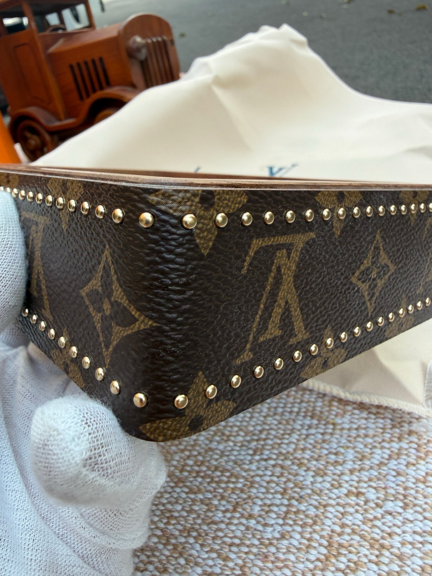 Салфетница Louis Vuitton темно-коричневого цвета