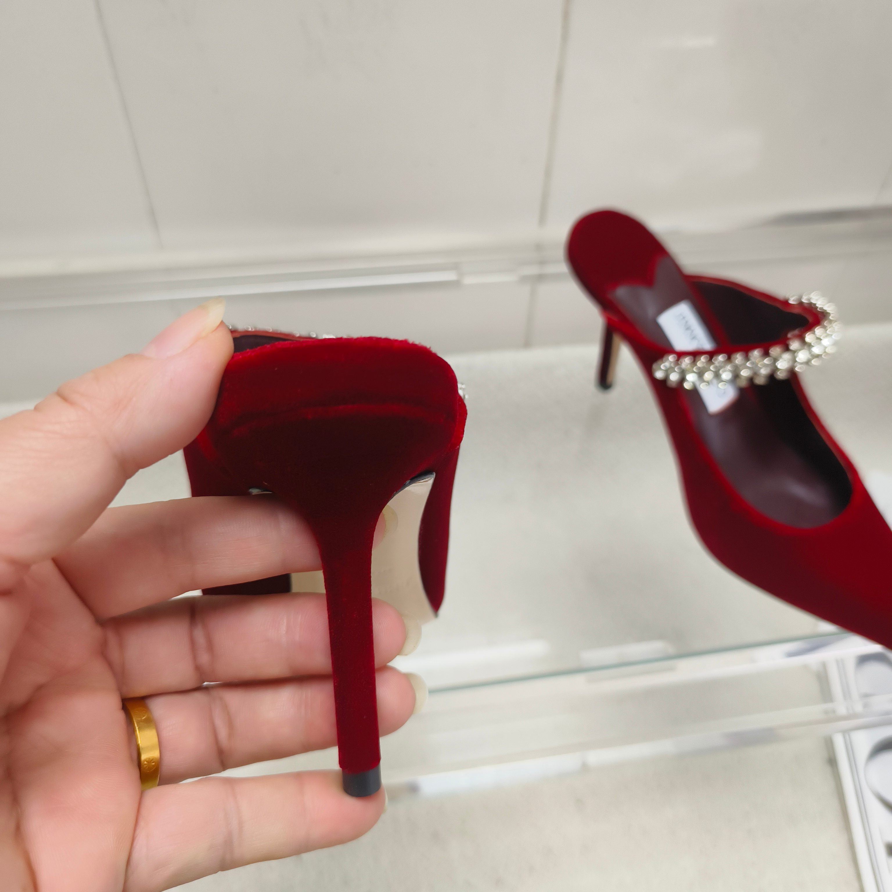 Мюли женские в стиле Jimmy Choo Bing красного цвета