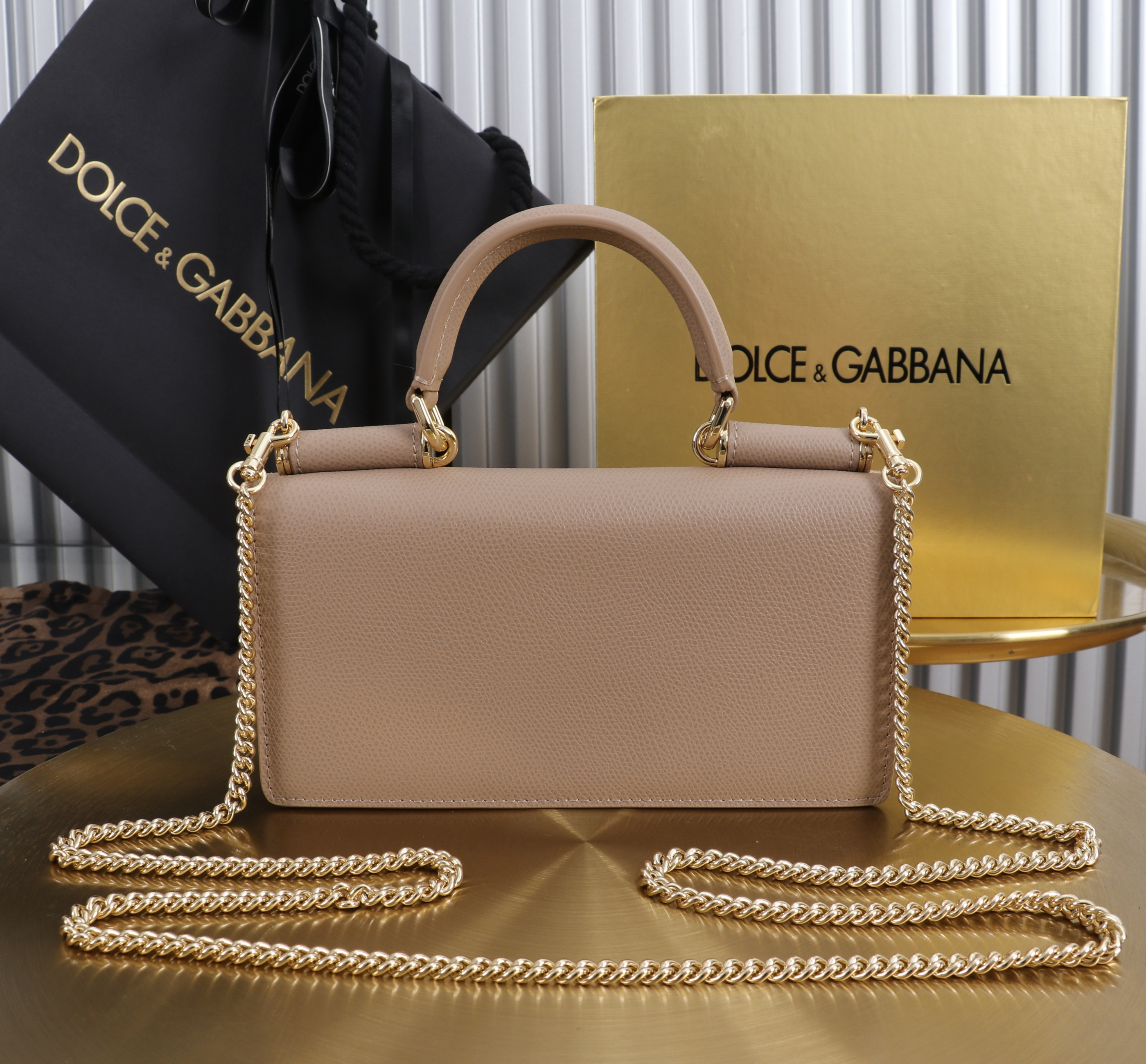 Сумка женская в стиле Dolce & Gabbana бежевого цвета