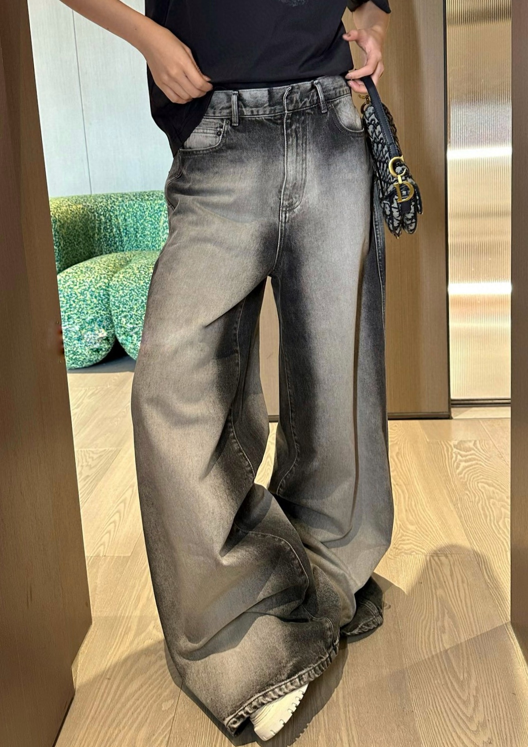 Джинсы женские в стиле Dior из винтажного серого денима с высокой посадкой и расклёшенным силуэтом