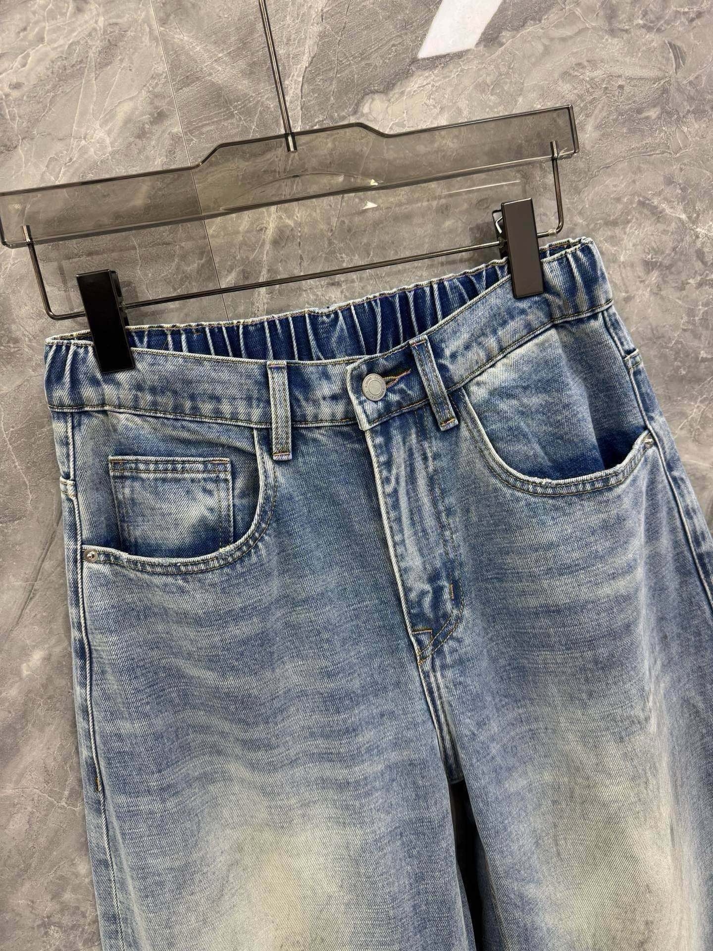 Джинсы мужские в стиле Acne Studios светло-голубого цвета с эффектом варки