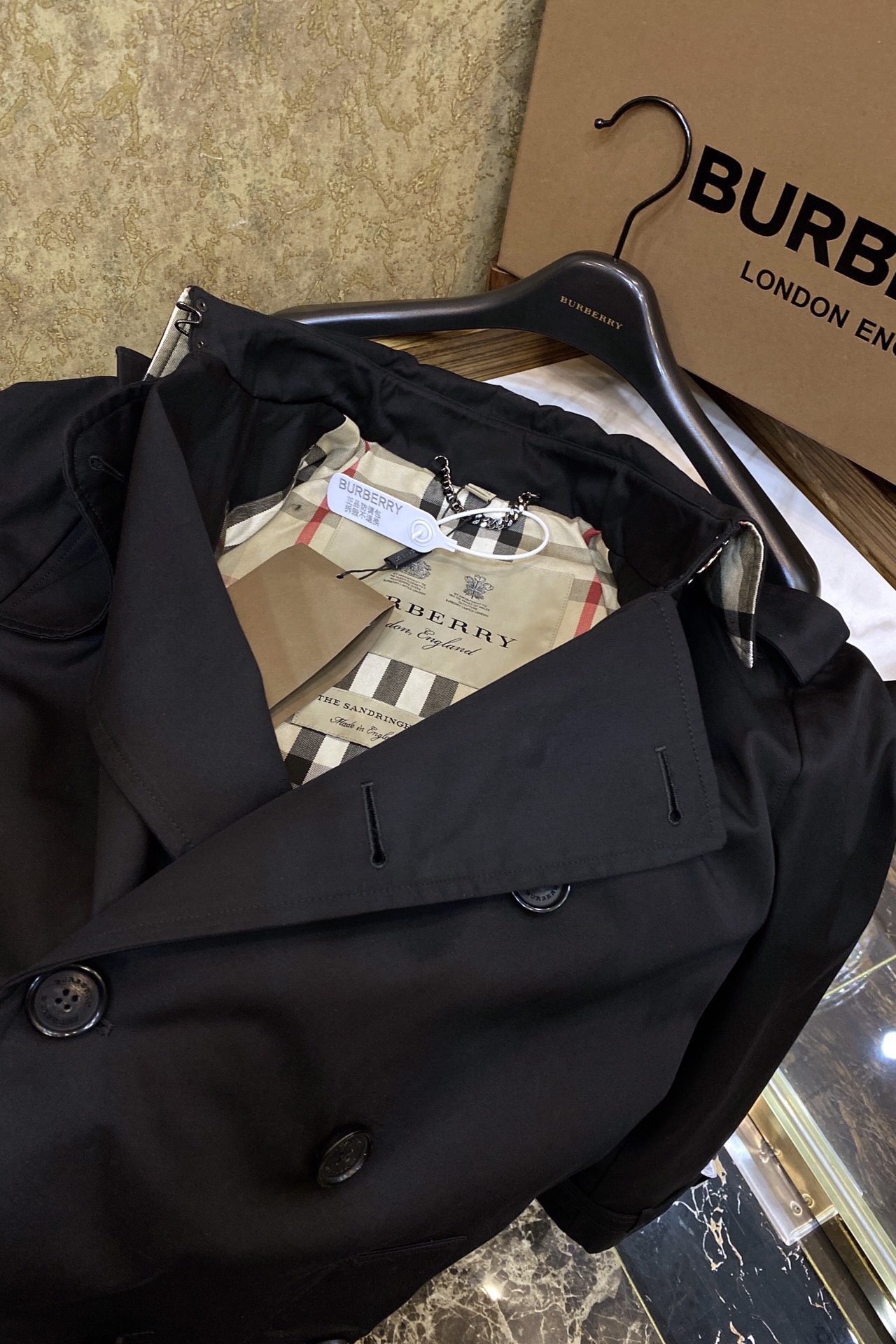 Тренч мужской в стиле Burberry укороченный чёрного и тёмно-синего цвета