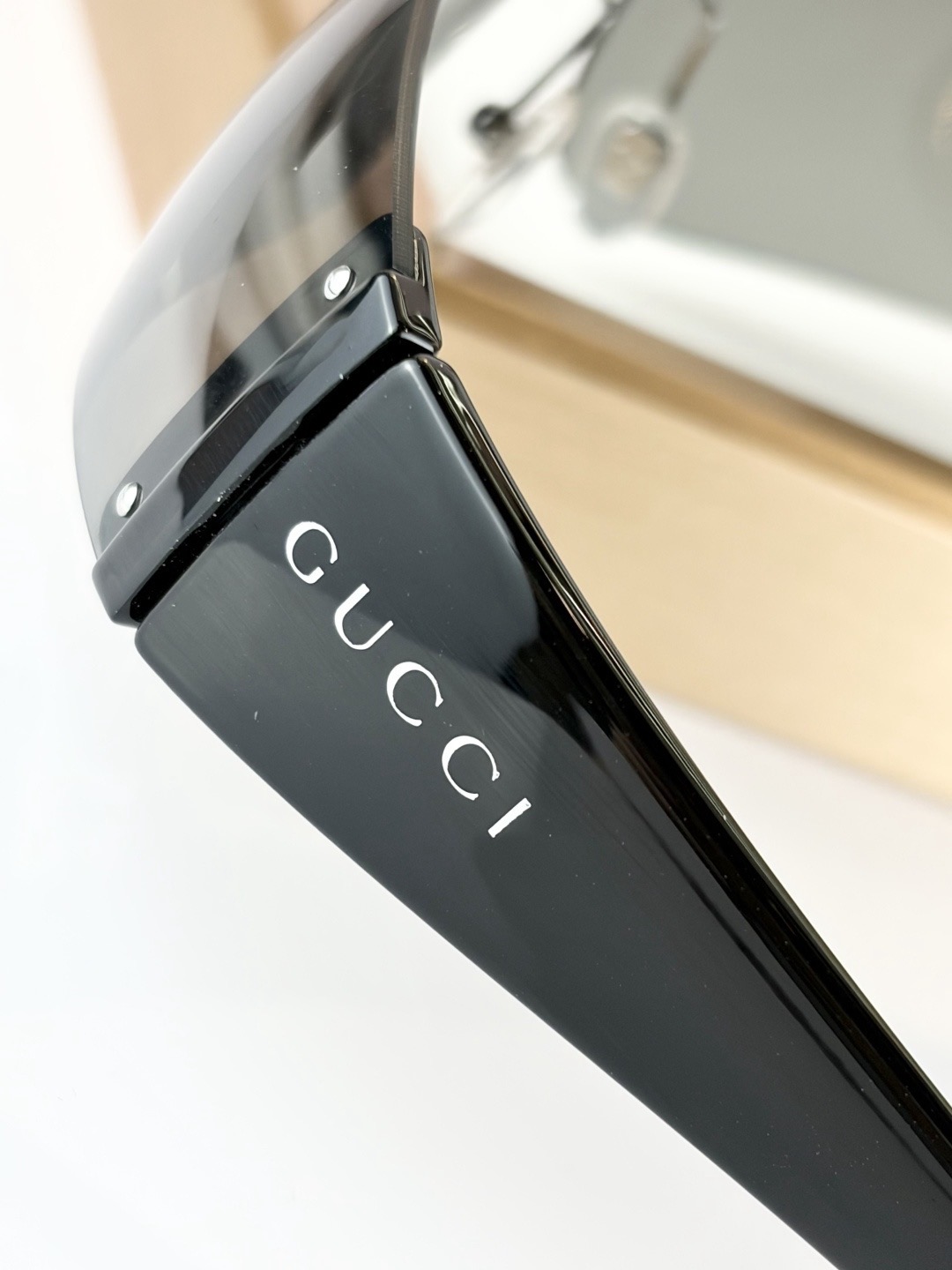 Очки солнцезащитные унисекс в стиле Gucci oversize