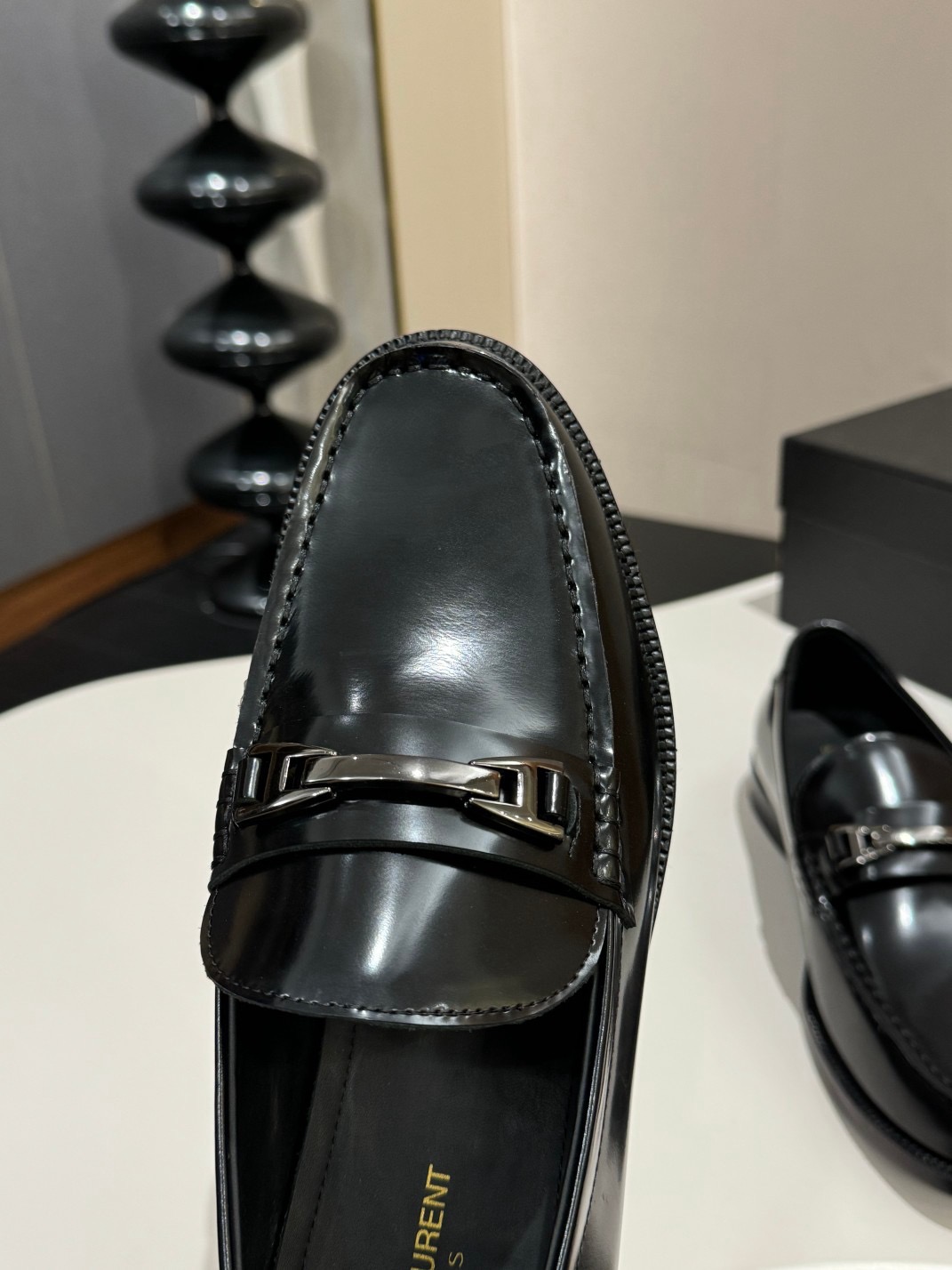 Лоферы мужские Saint Laurent чёрного цвета