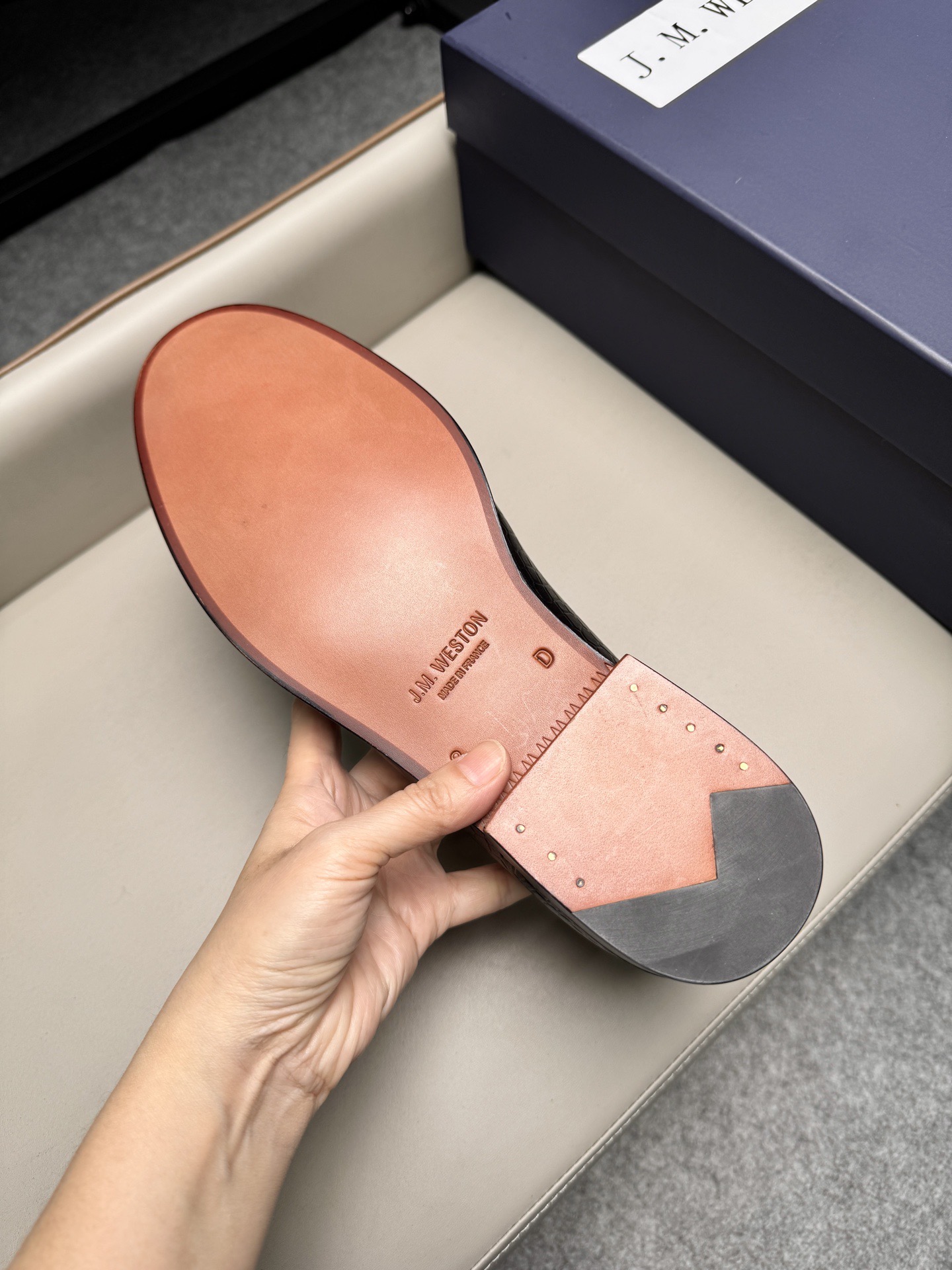 Лоферы мужские в стиле J.M. Weston черного цвета