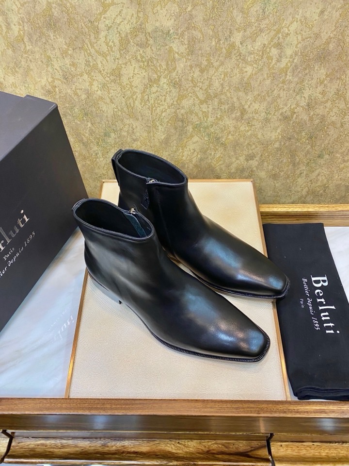 Ботинки мужские Berluti из натуральной кожи чёрного цвета