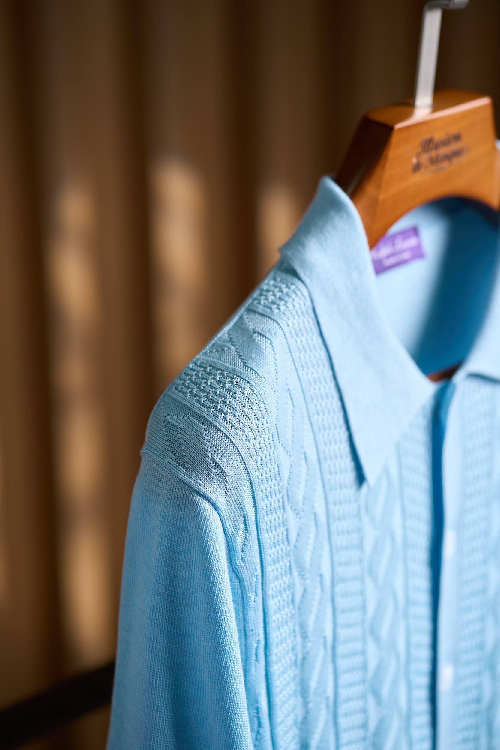 Поло мужское в стиле Ralph Lauren Purple Label голубого цвета с фактурной вязкой