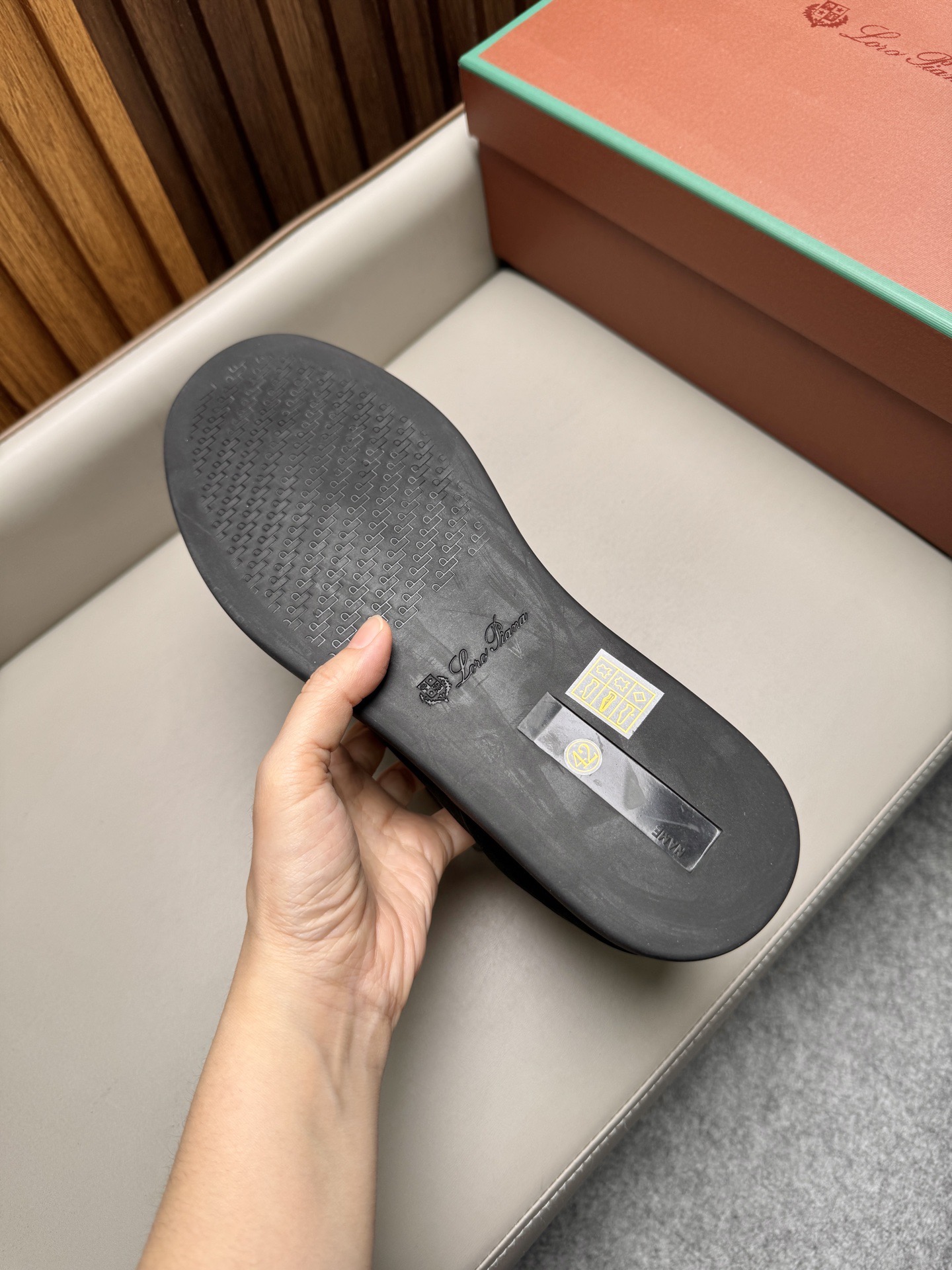 Кроссовки мужские в стиле Loro Piana Soho Walk черного цвета