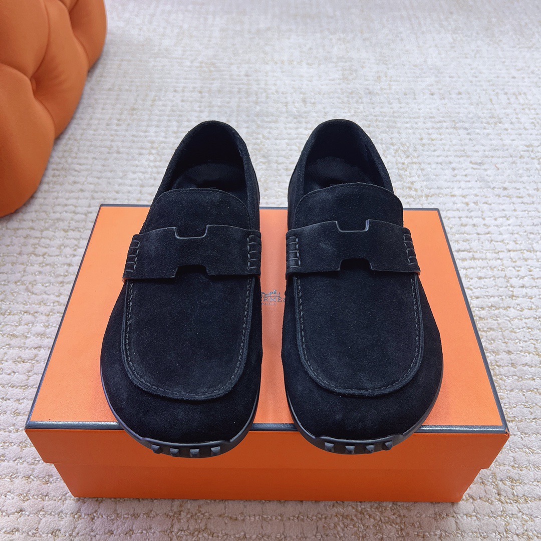 Лоферы мужские в стиле Hermès черного цвета