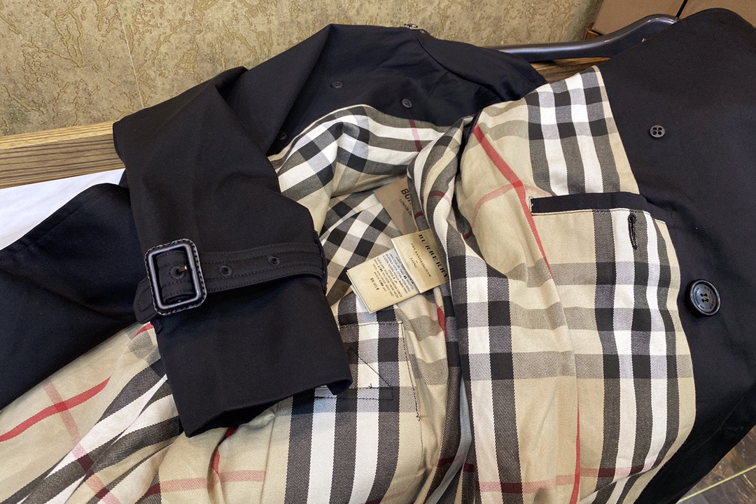 Тренч мужской в стиле Burberry средней длины чёрного и тёмно-синего цвета