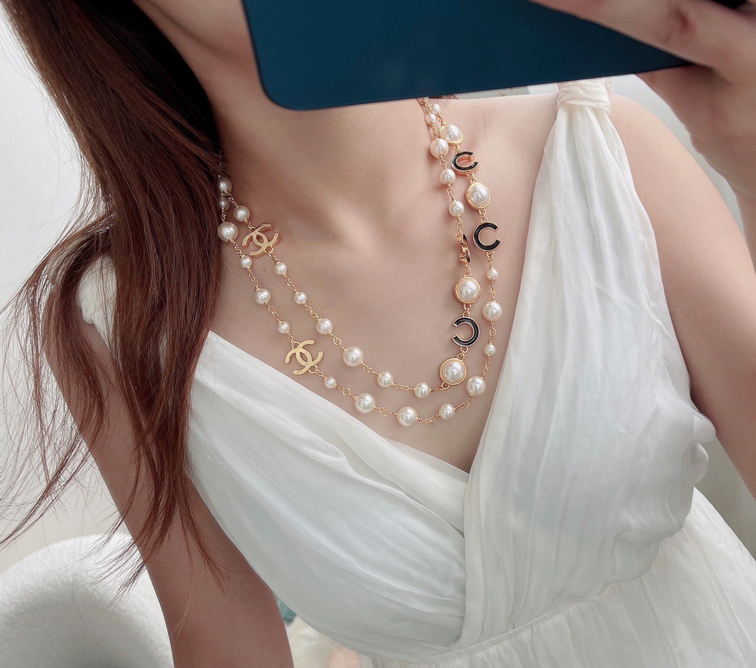 Подвеска женская в стиле Chanel 24B