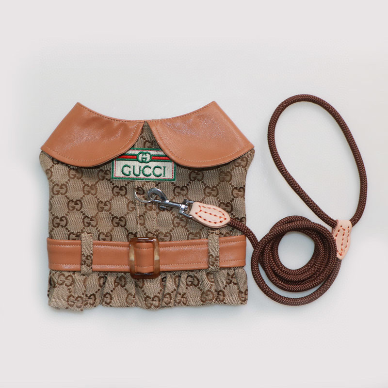Жилет-платье для собак в стиле Gucci Horsebit Monogram с карамельным воротником
