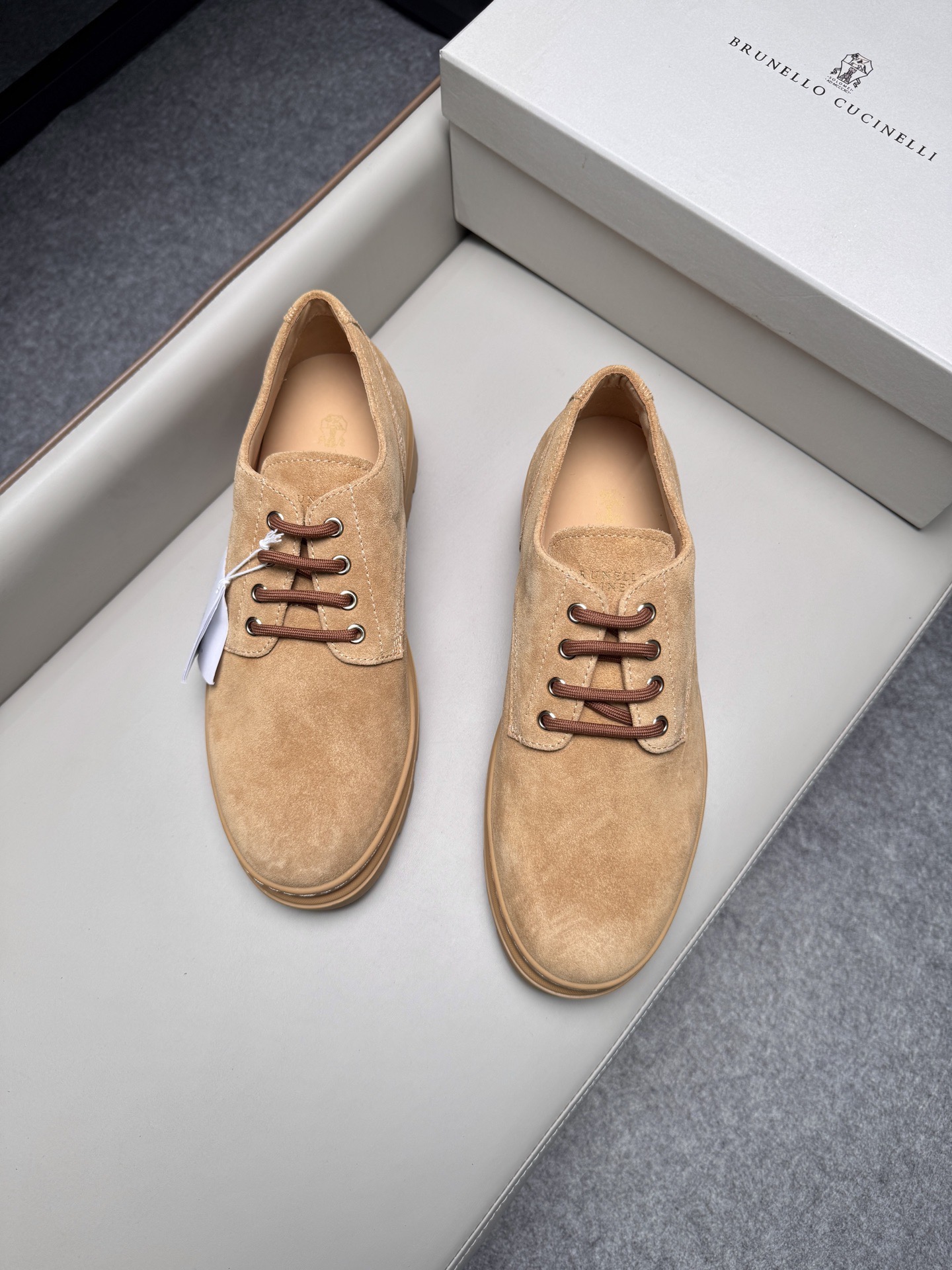 Туфли мужские в стиле Brunello Cucinelli бежевого цвета