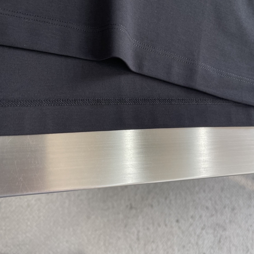 Футболка мужская в стиле Moncler с логотипом чёрного цвета