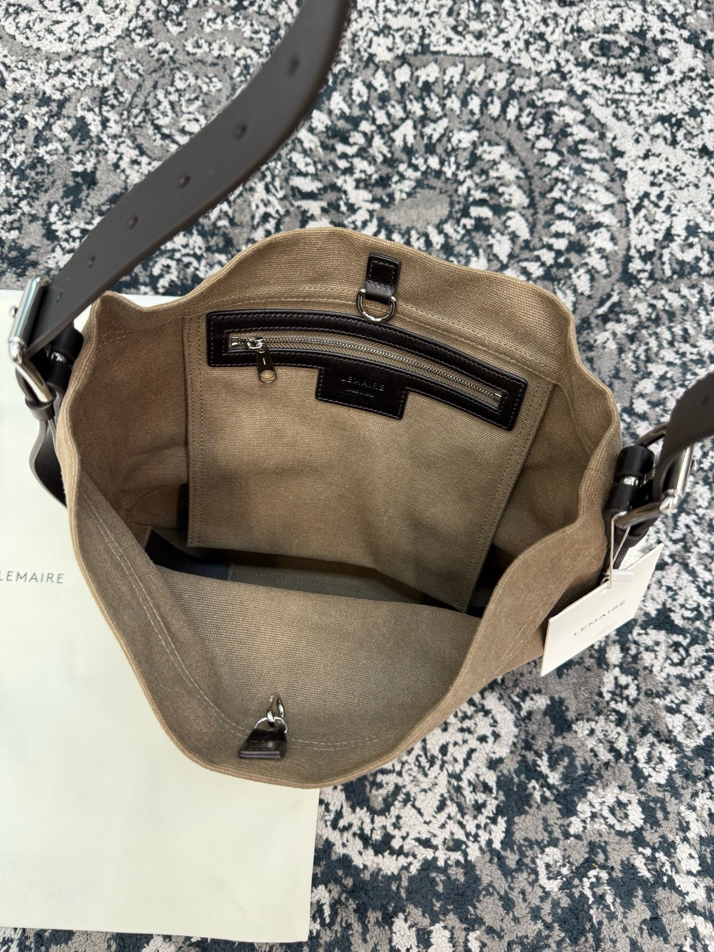 Сумка женская в стиле Lemaire Small Tote цвета хаки