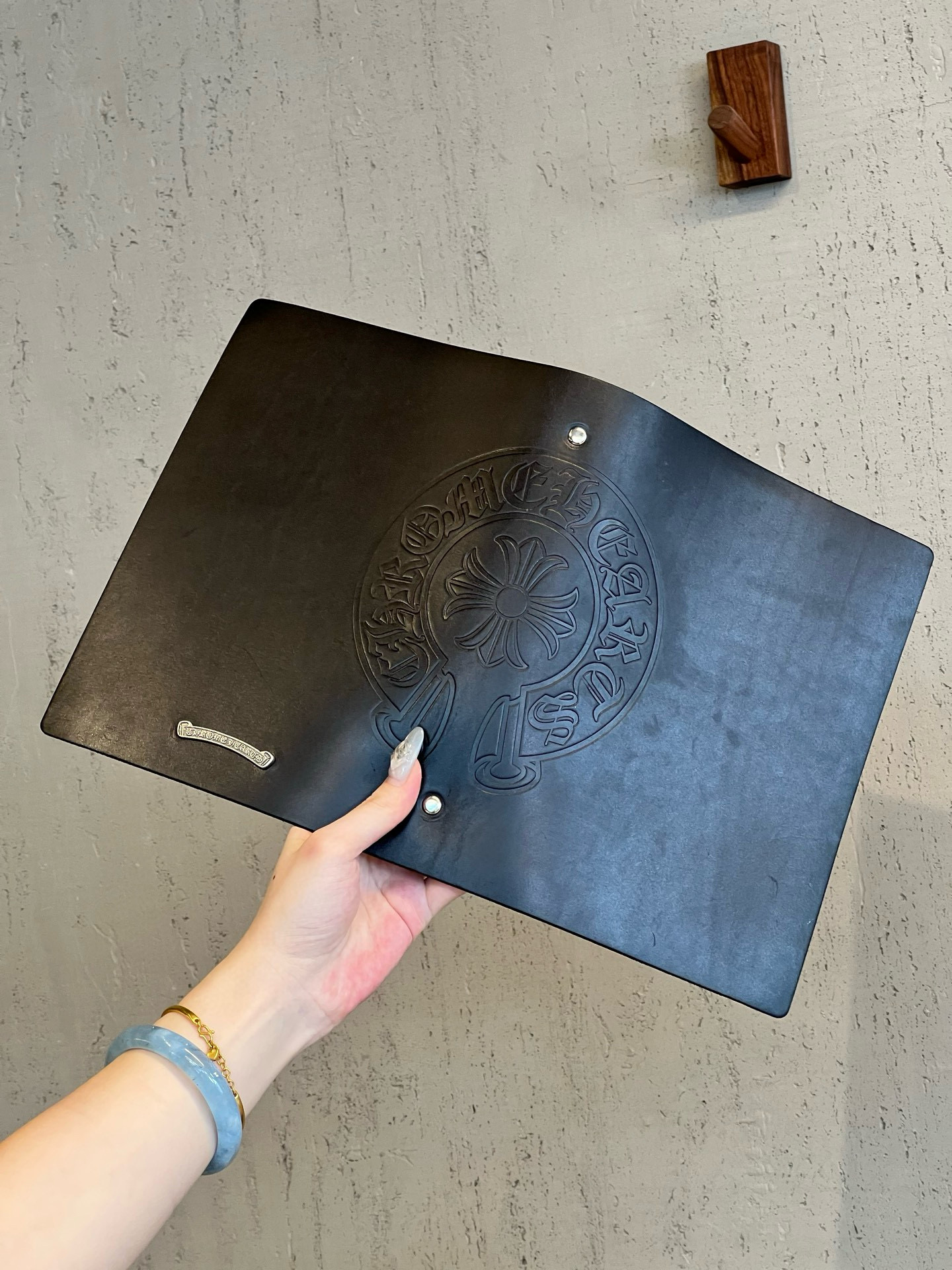 Папка для документов Chrome Hearts из натуральной кожи черного цвета