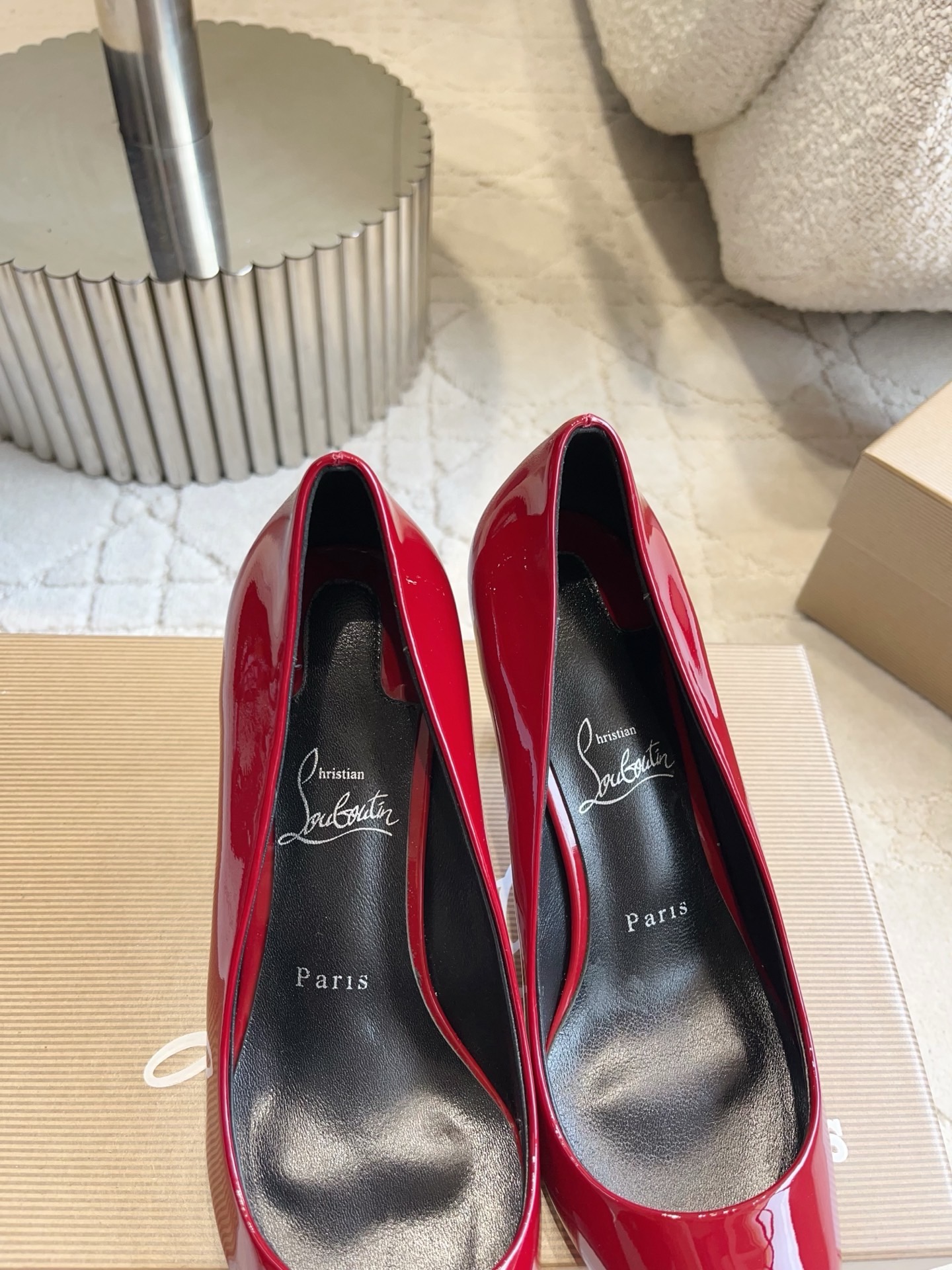 Туфли женские в стиле Christian Louboutin So Kate красного цвета