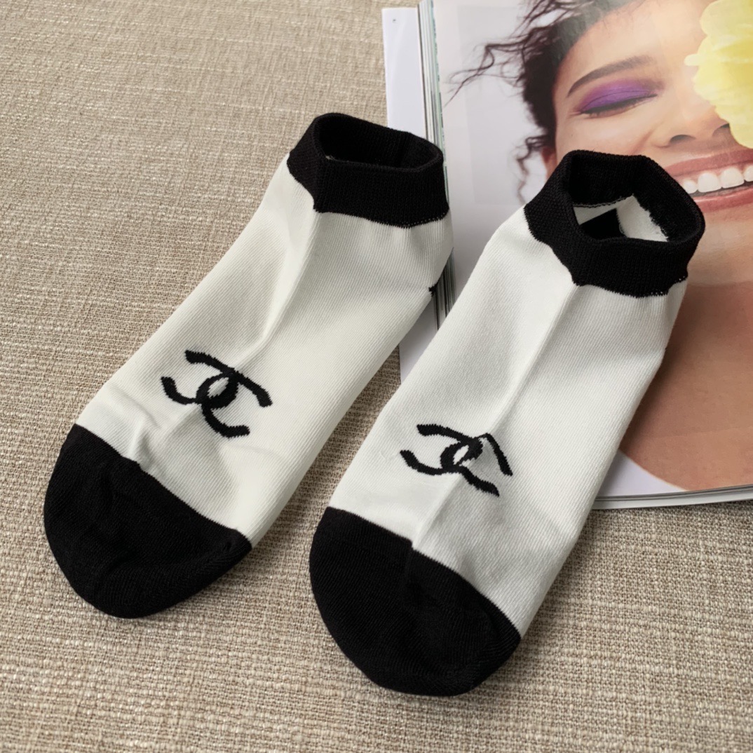 Носки женские в стиле Chanel (набор 5 пар)