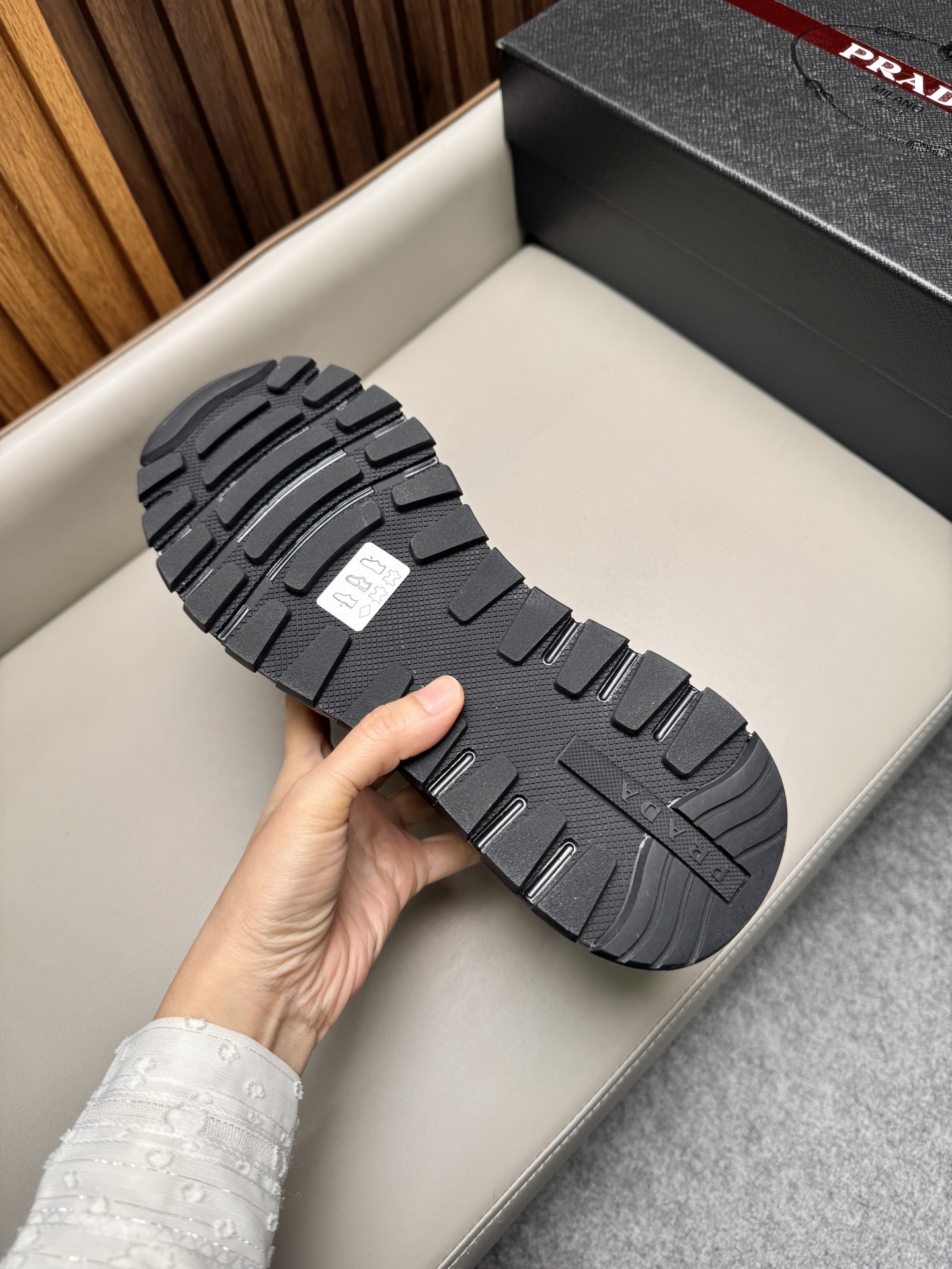 Кроссовки мужские в стиле Prada черного цвета