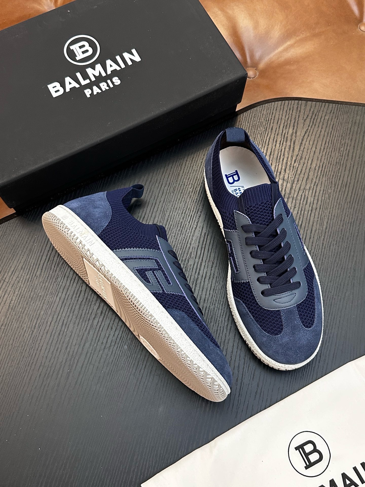 Кроссовки мужские Balmain B-Skate  синего цвета