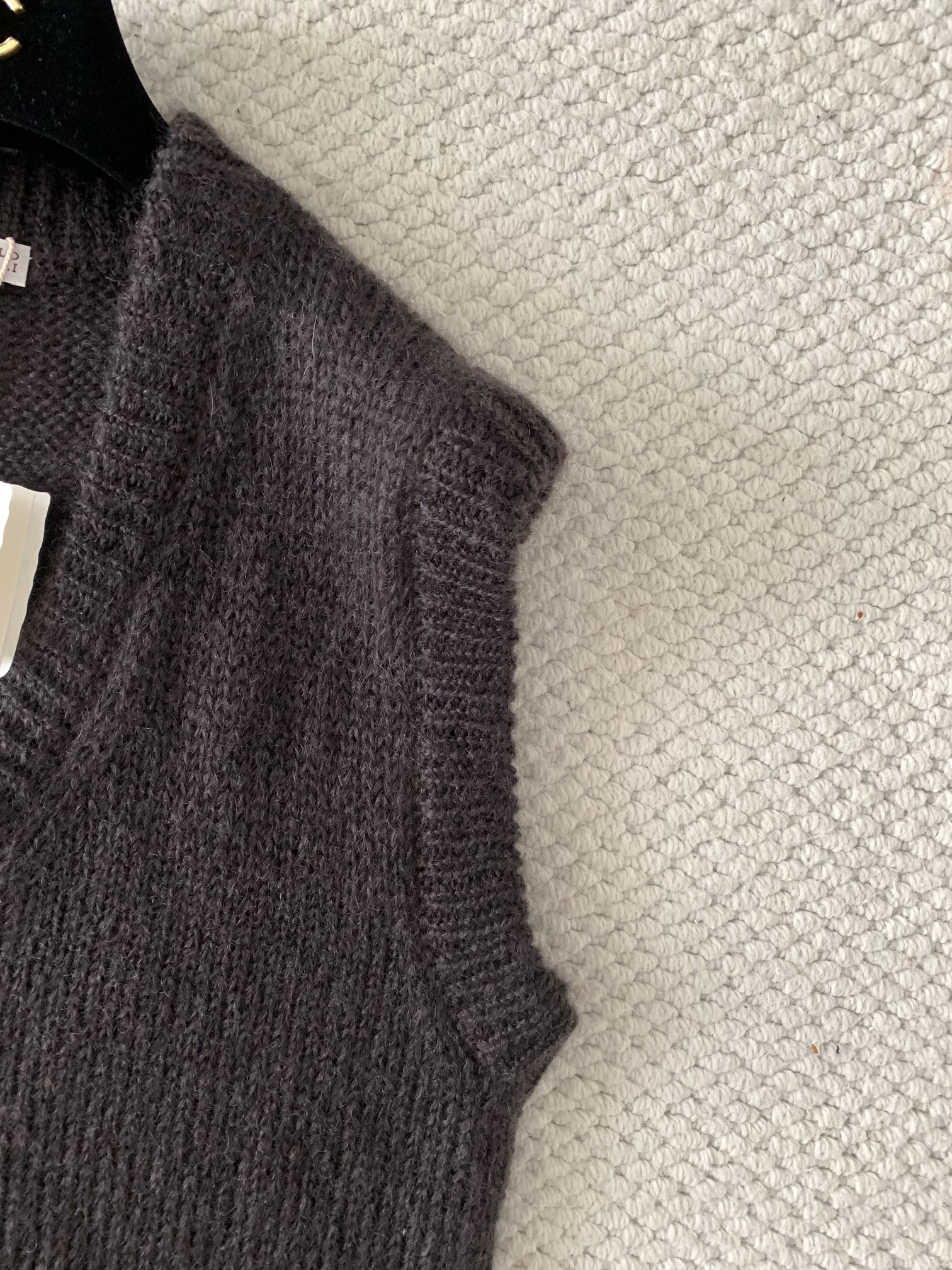 Жилет женский Brunello Cucinelli Monili коричневого цвета