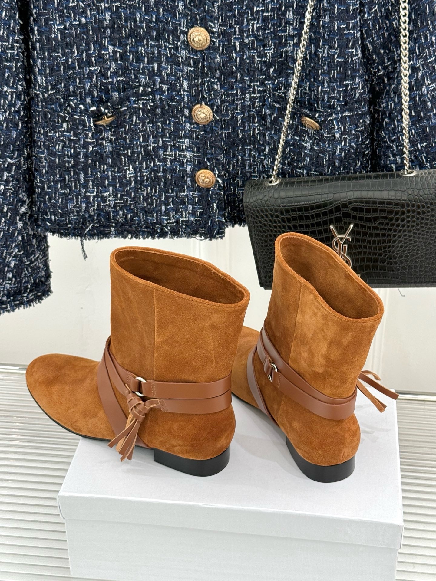 Ботильоны женские Isabel Marant Letiz Boots с завязками золотисто-коричневого цвета