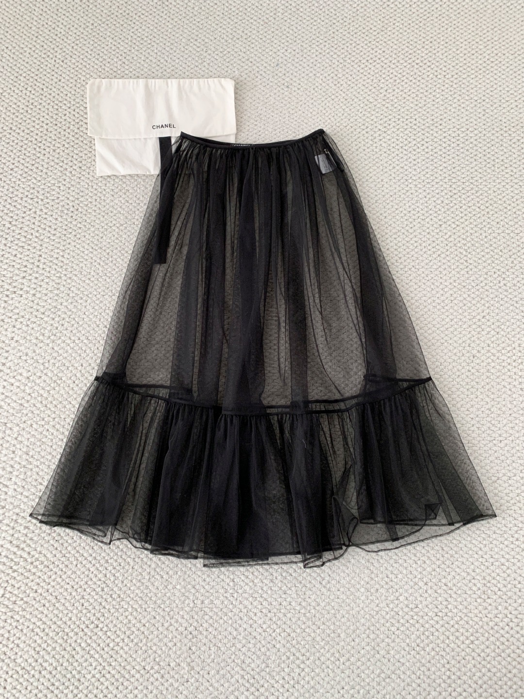 Юбка женская в стиле Chanel из прозрачного сетчатого тюля чёрного цвета