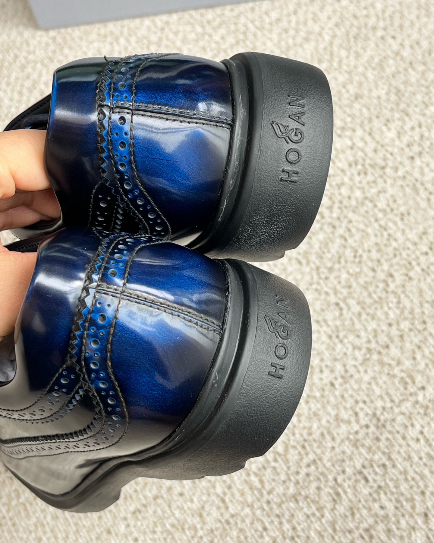 Туфли дерби мужские в стиле Hogan из натуральной кожи синего цвета