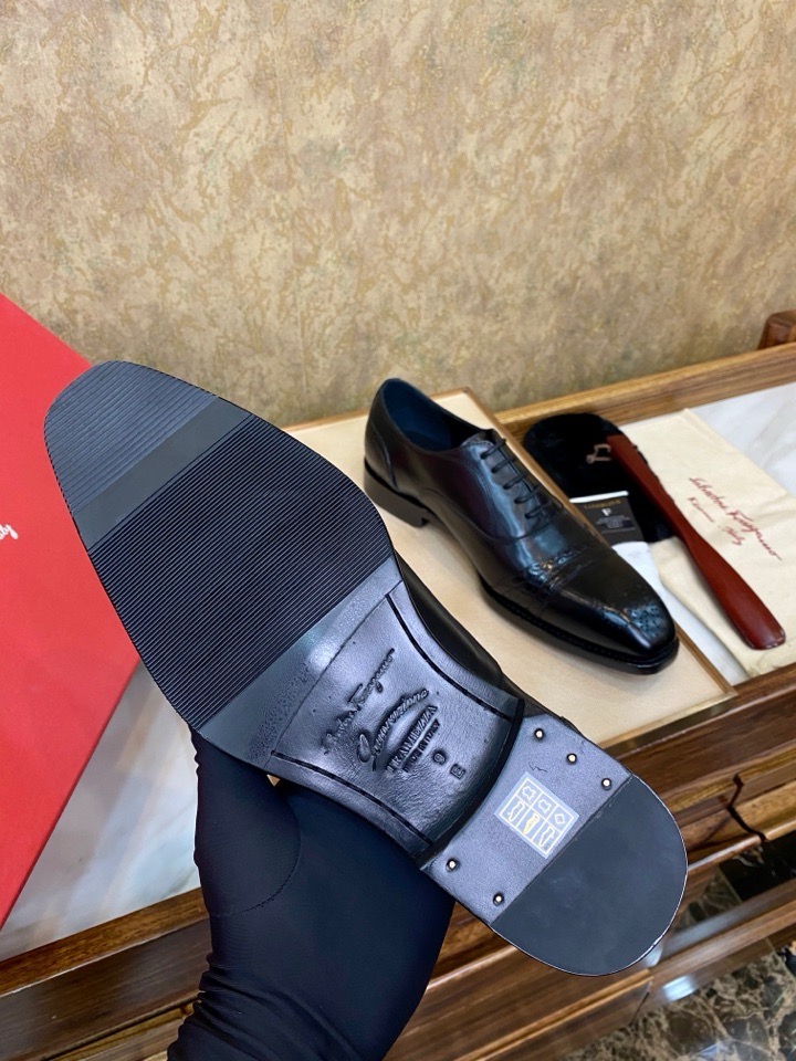 Туфли мужские в стиле Salvatore Ferragamo из кожи крокодила и натуральной кожи черного цвета
